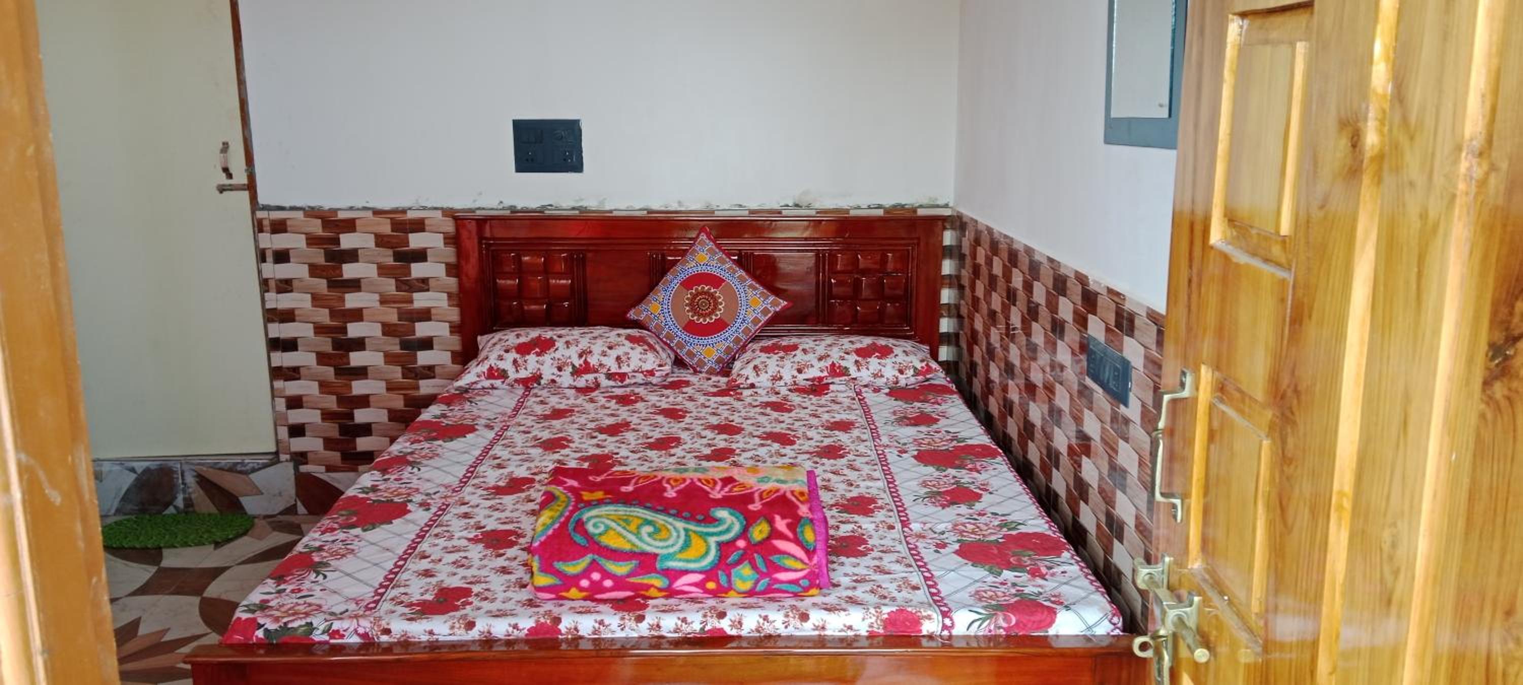 Happy Morning Rohini Homestay