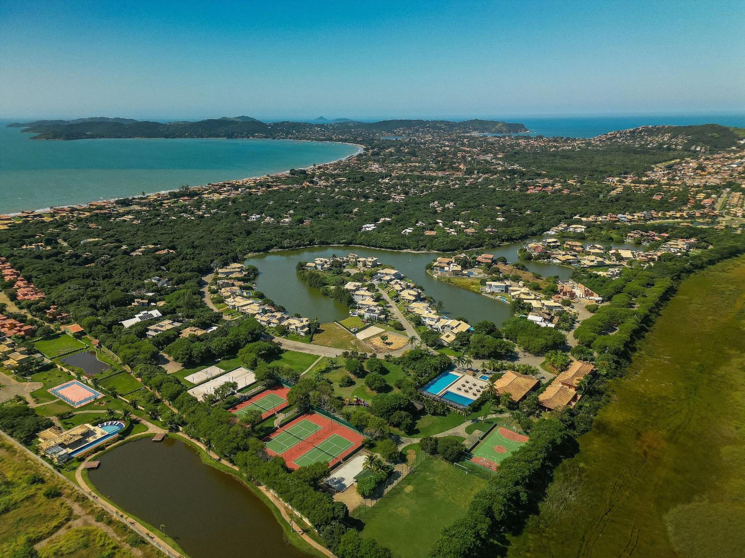Bz58 Beautiful house with private pool and lake view