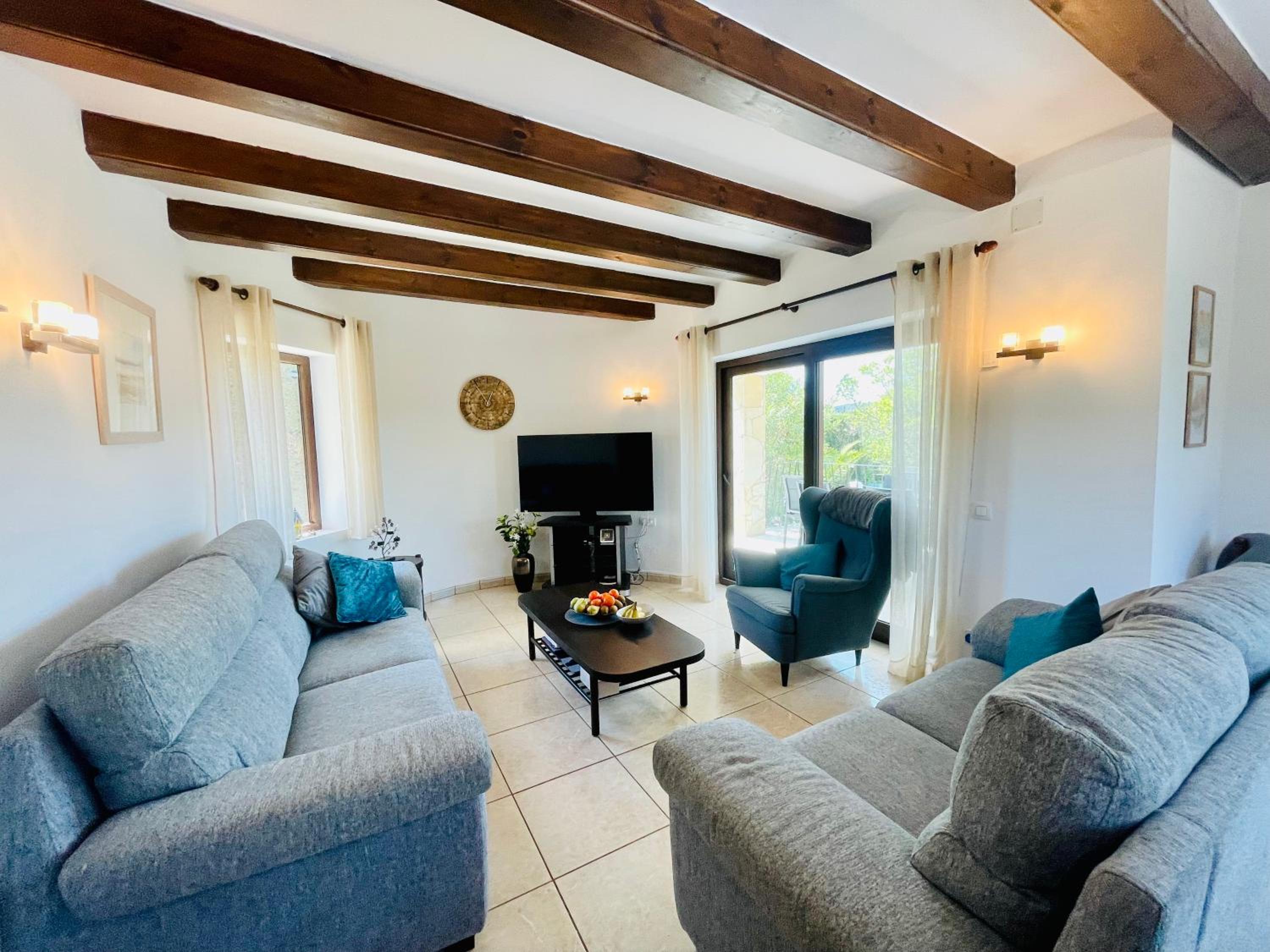 Villa Tramuntana by Costabravaway