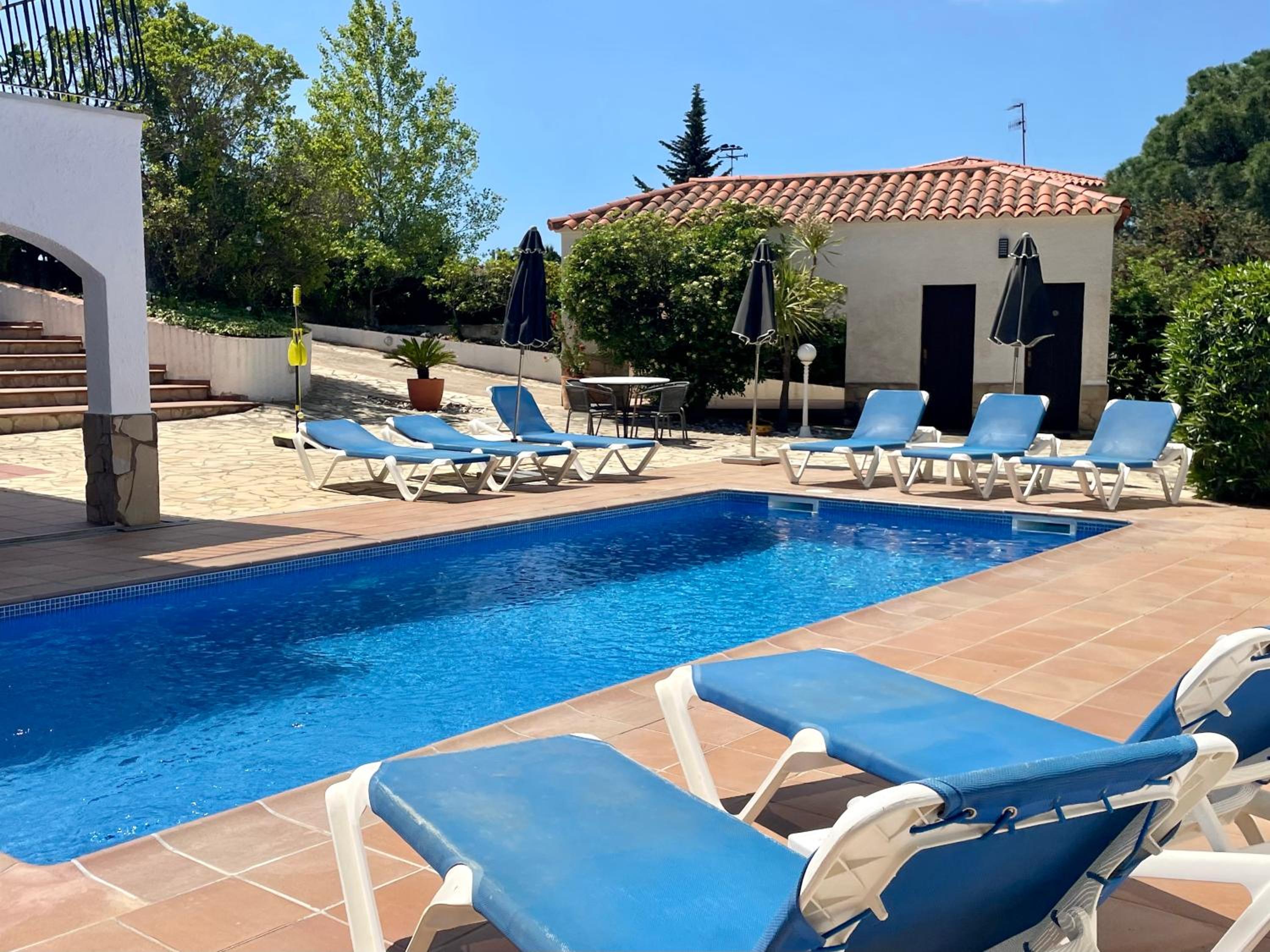 Villa Tramuntana by Costabravaway