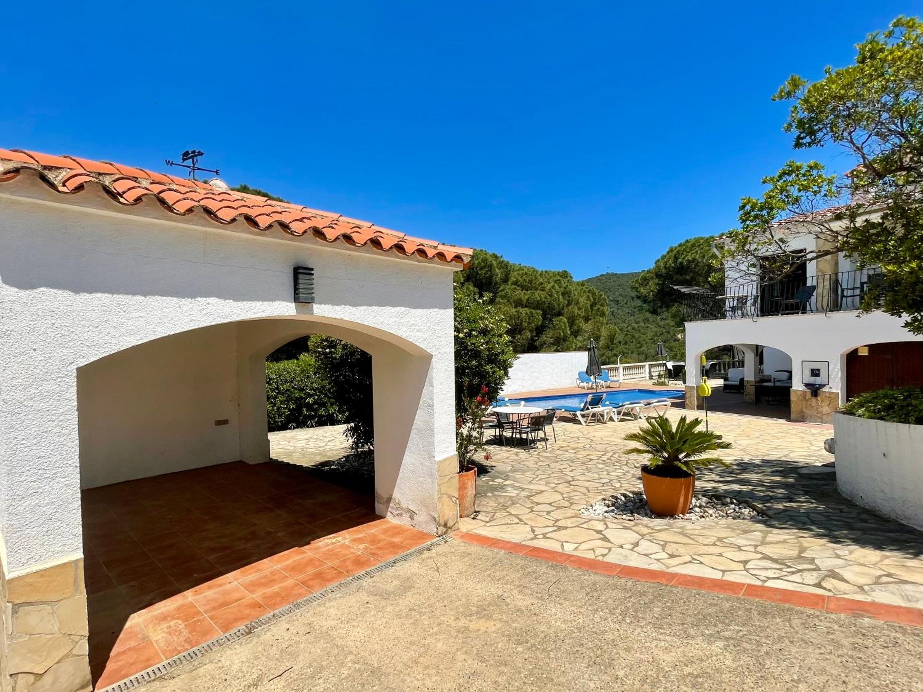 Villa Tramuntana by Costabravaway