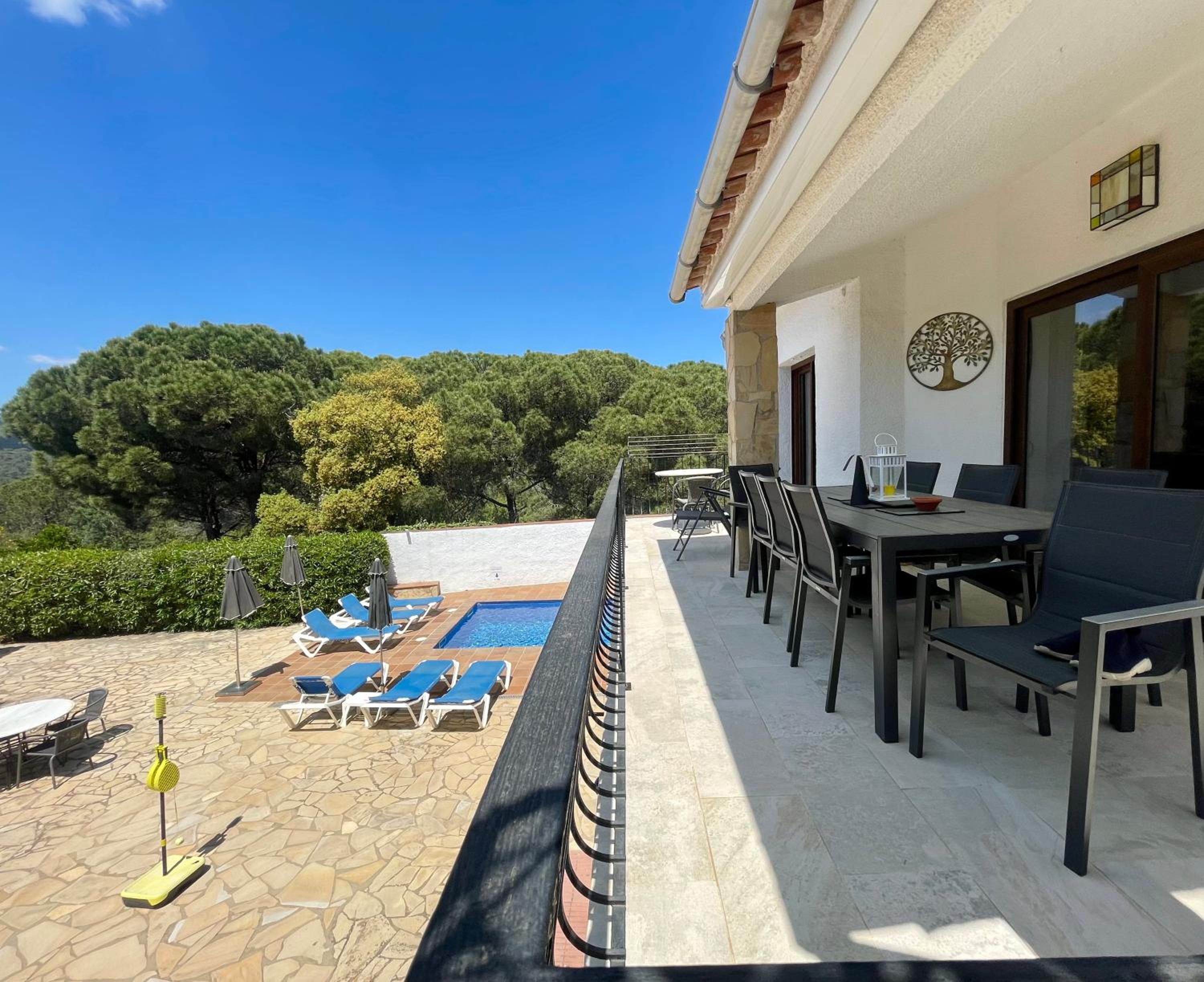 Villa Tramuntana by Costabravaway