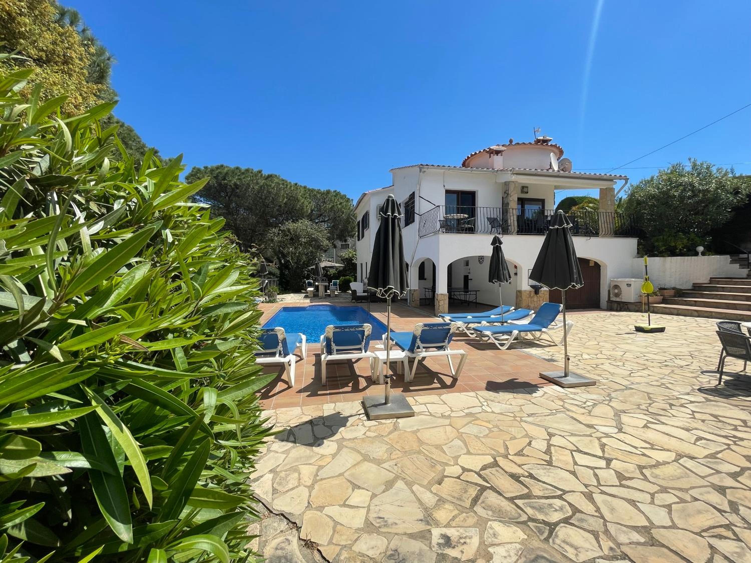 Villa Tramuntana by Costabravaway