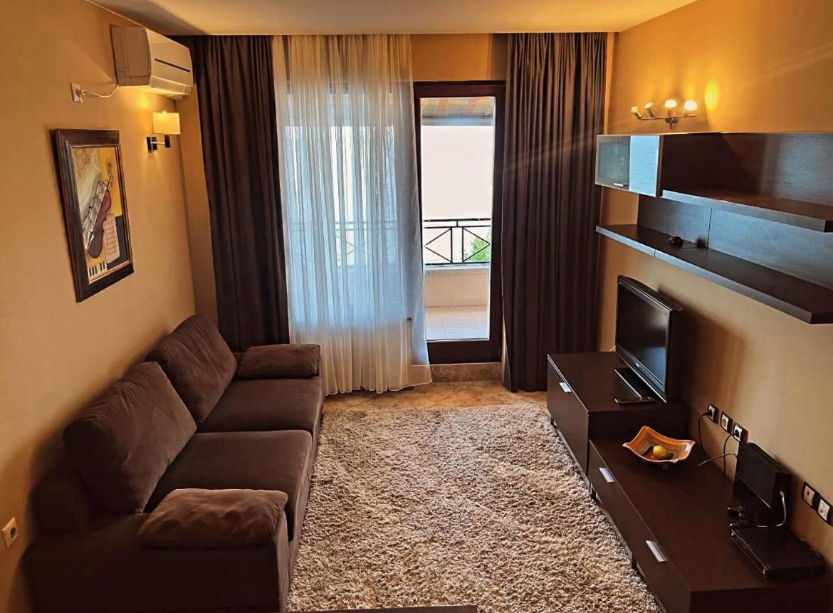 Sirena apartament First Line