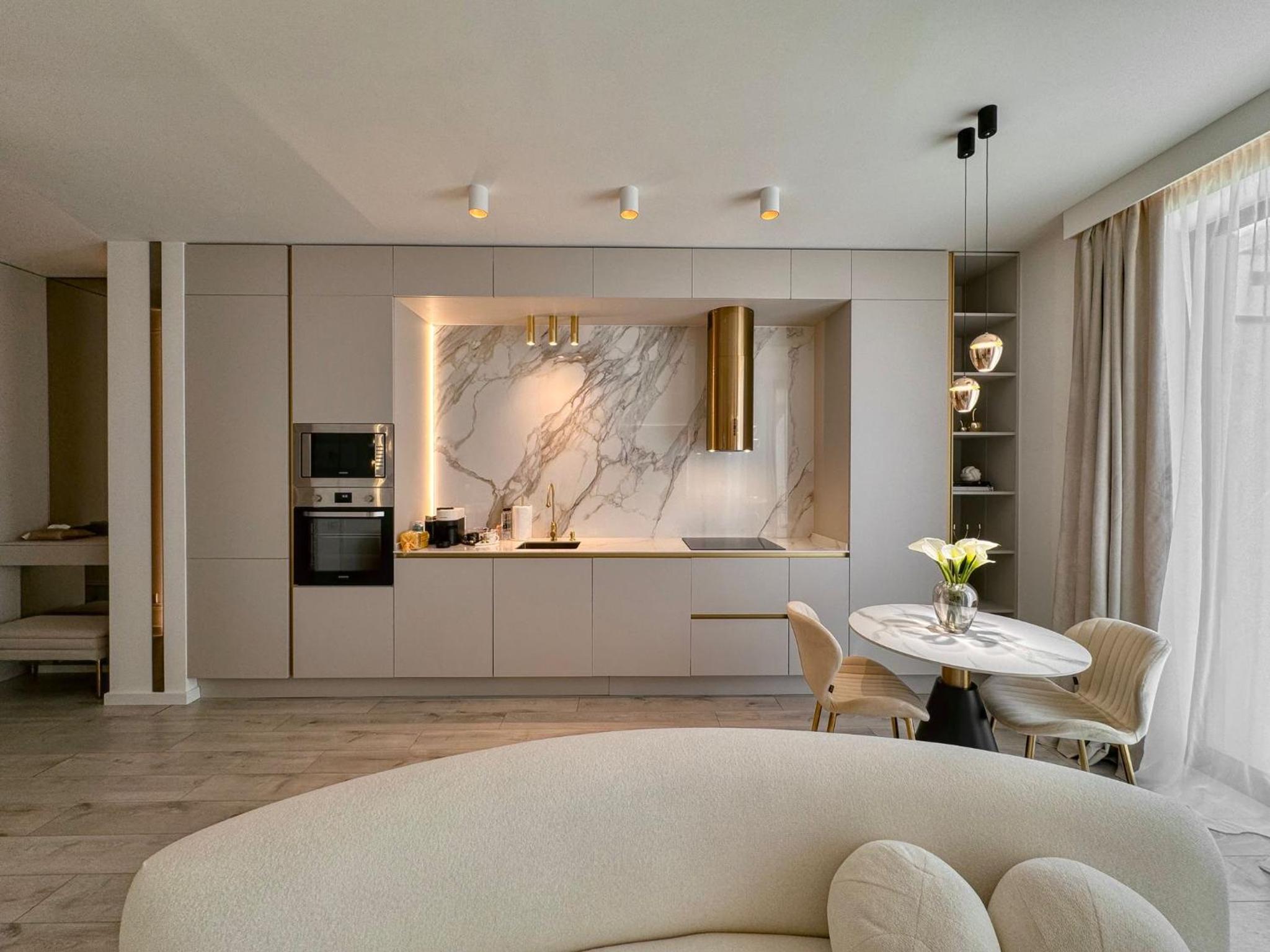 Harmony Property WIN HERASTRAU