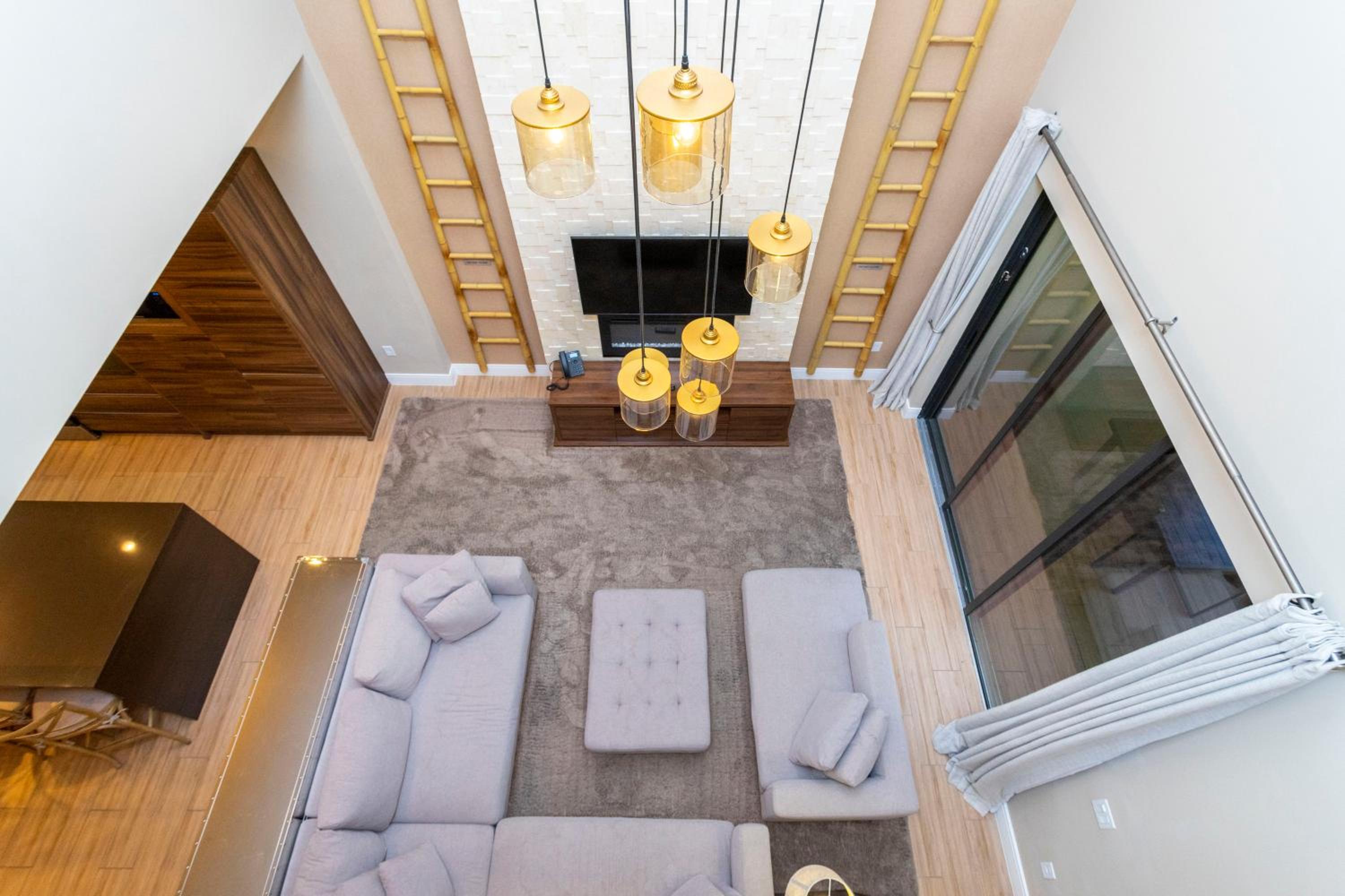 Modern and Luxury 4 suites Villa near Disney 7521
