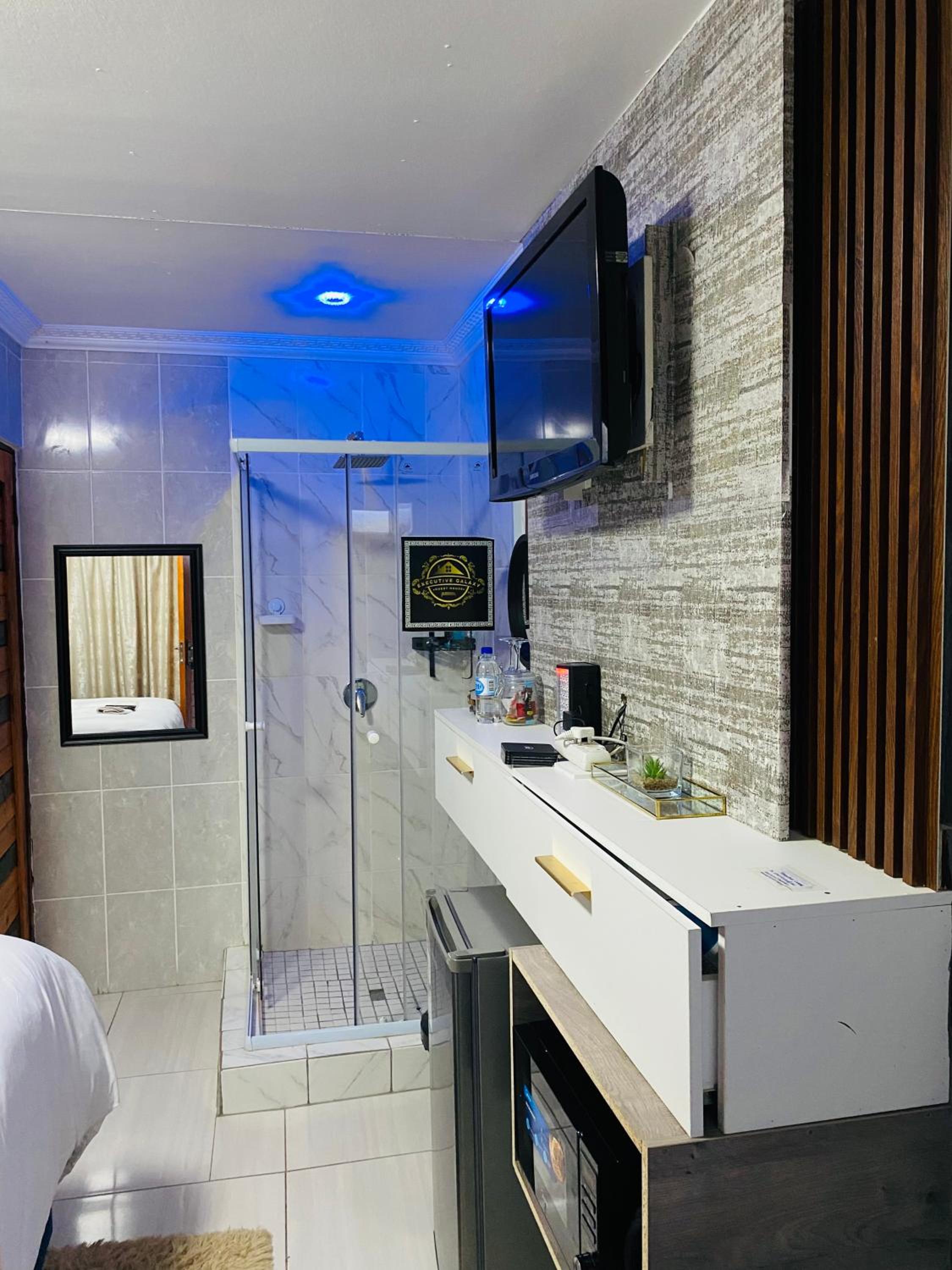 Executive Galaxy Guest House Nkowankowa