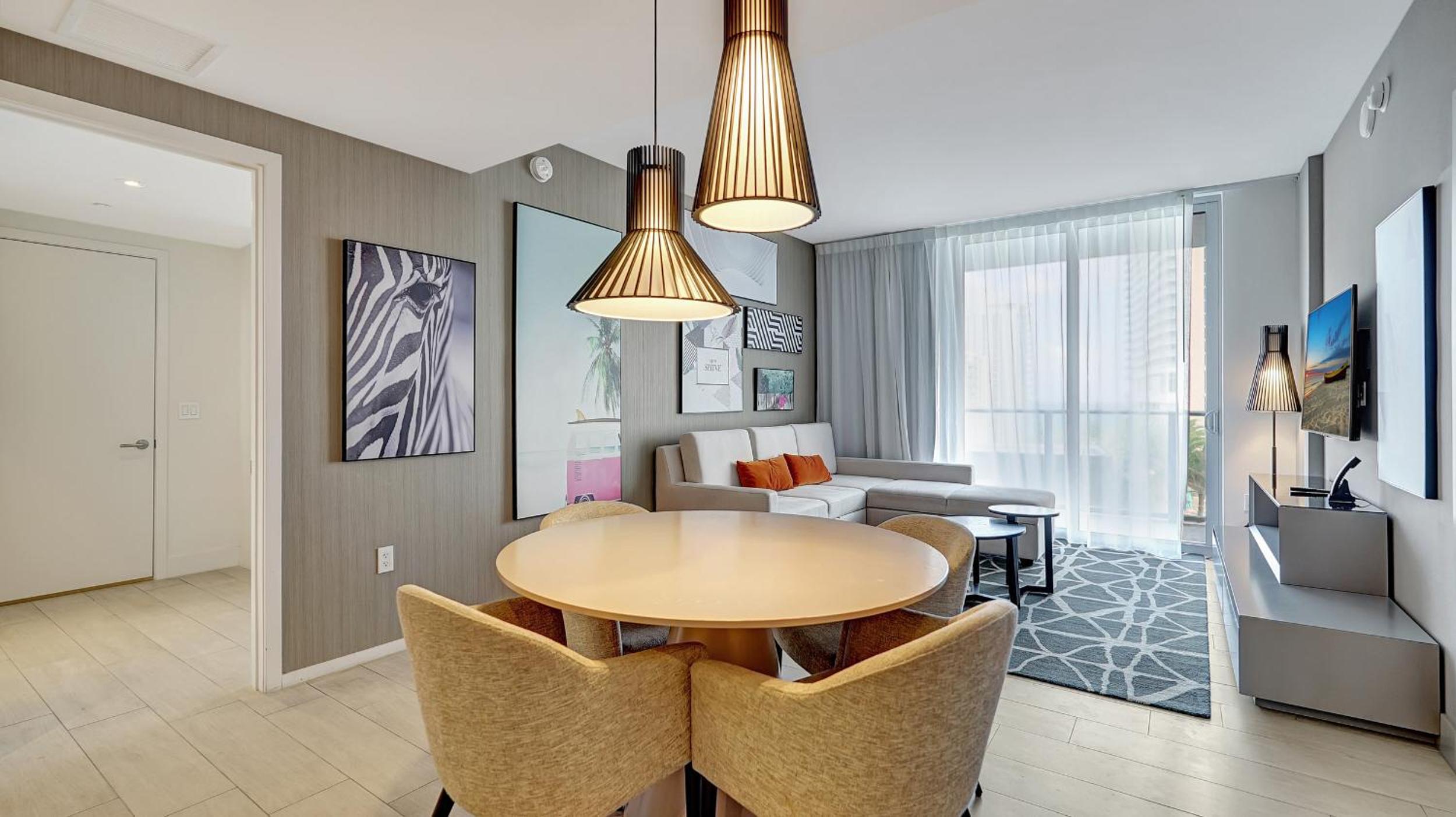 Elegance by the Ocean - 2BD Hyde House Gem with LUXURY RESORT AMENITIES - 25 min to FIFA! view 4