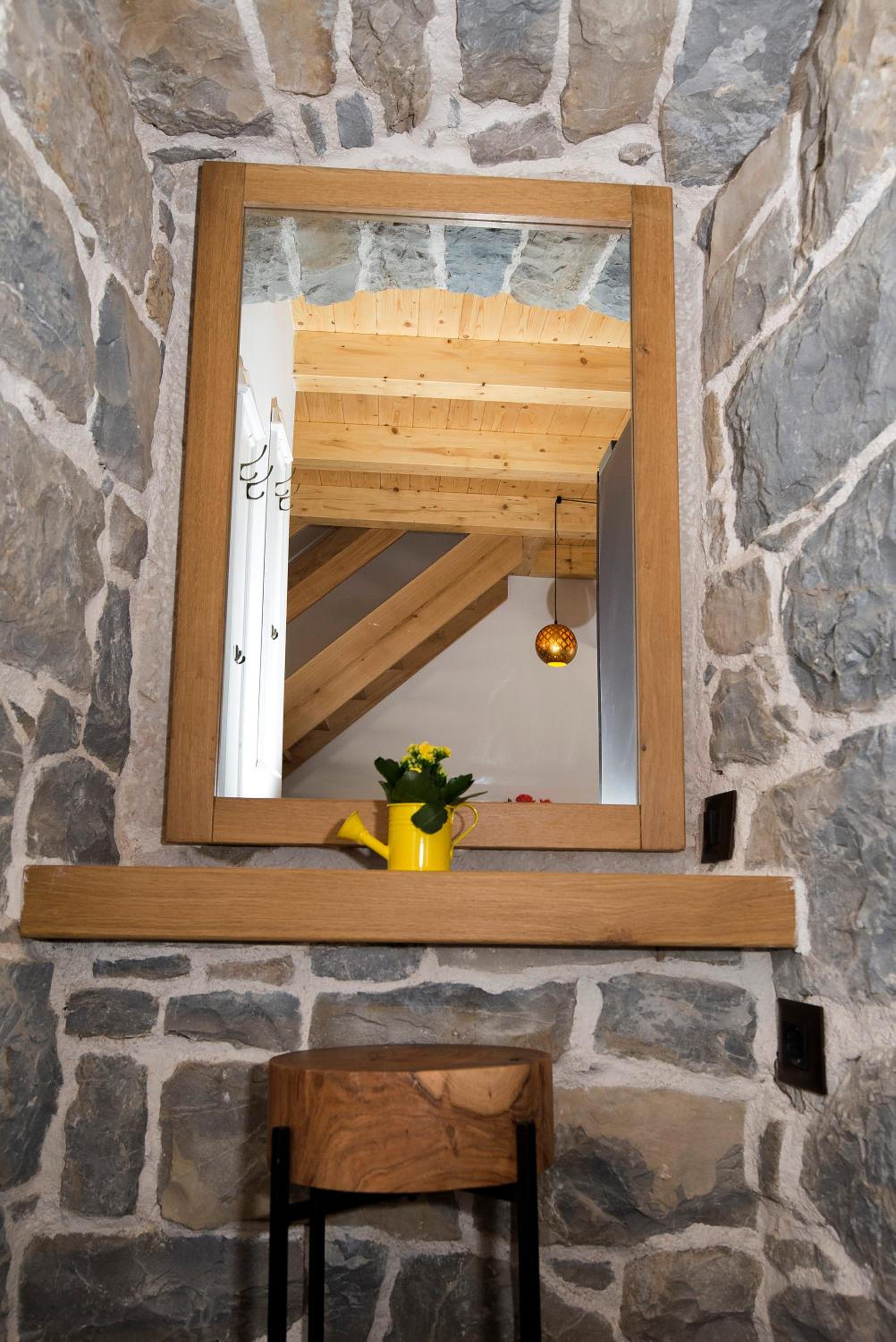 Stone house Oršulica