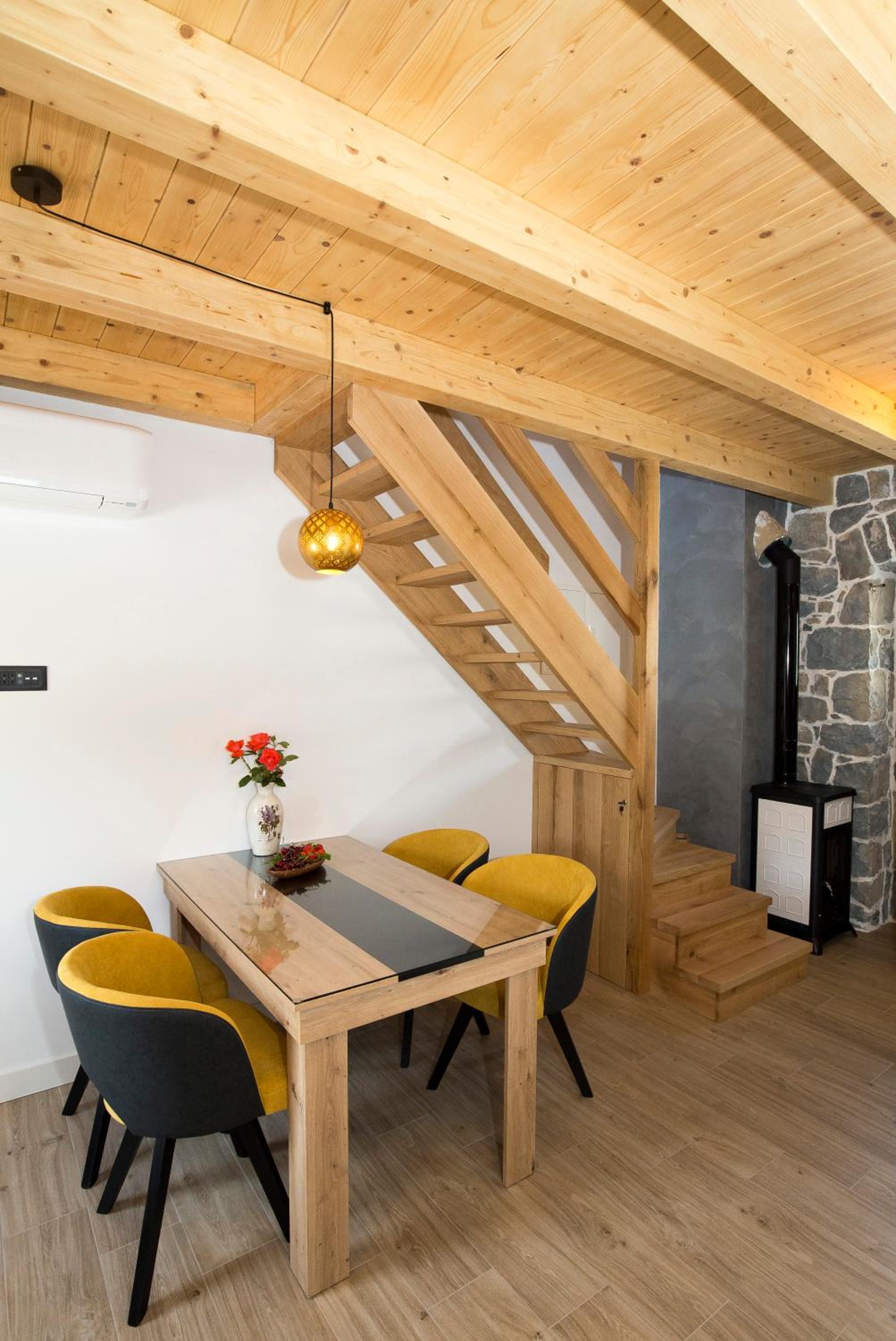 Stone house Oršulica
