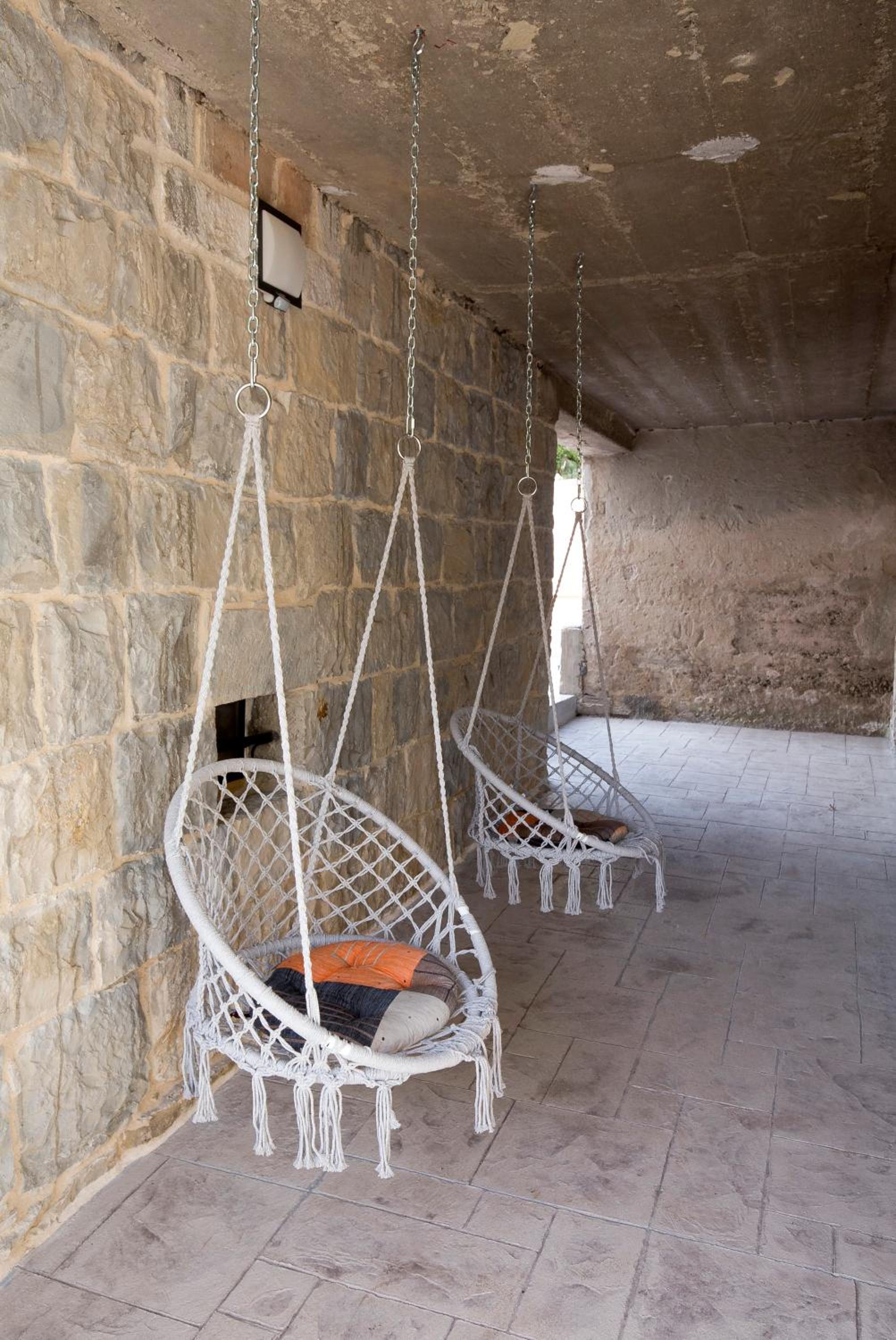 Stone house Oršulica