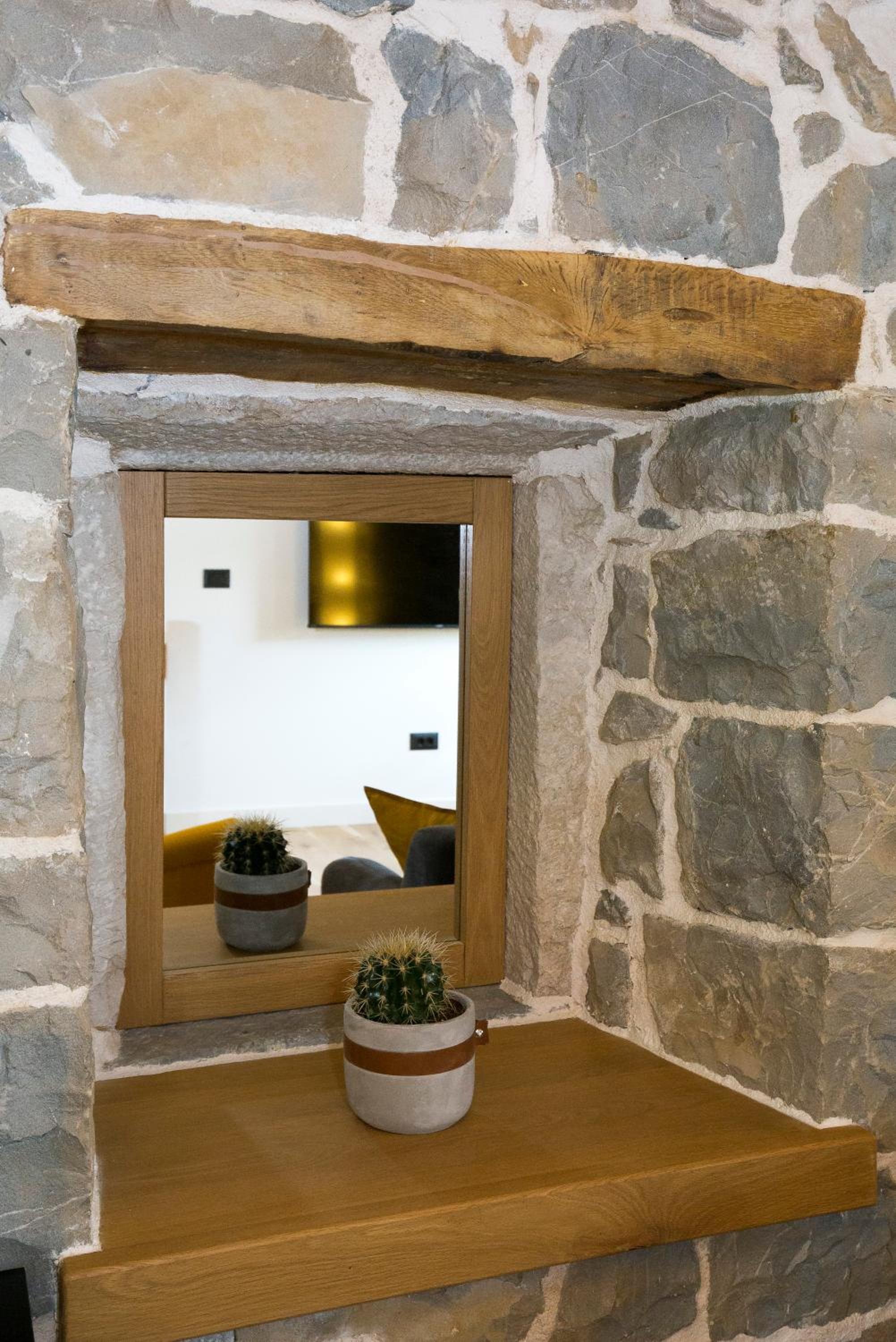 Stone house Oršulica