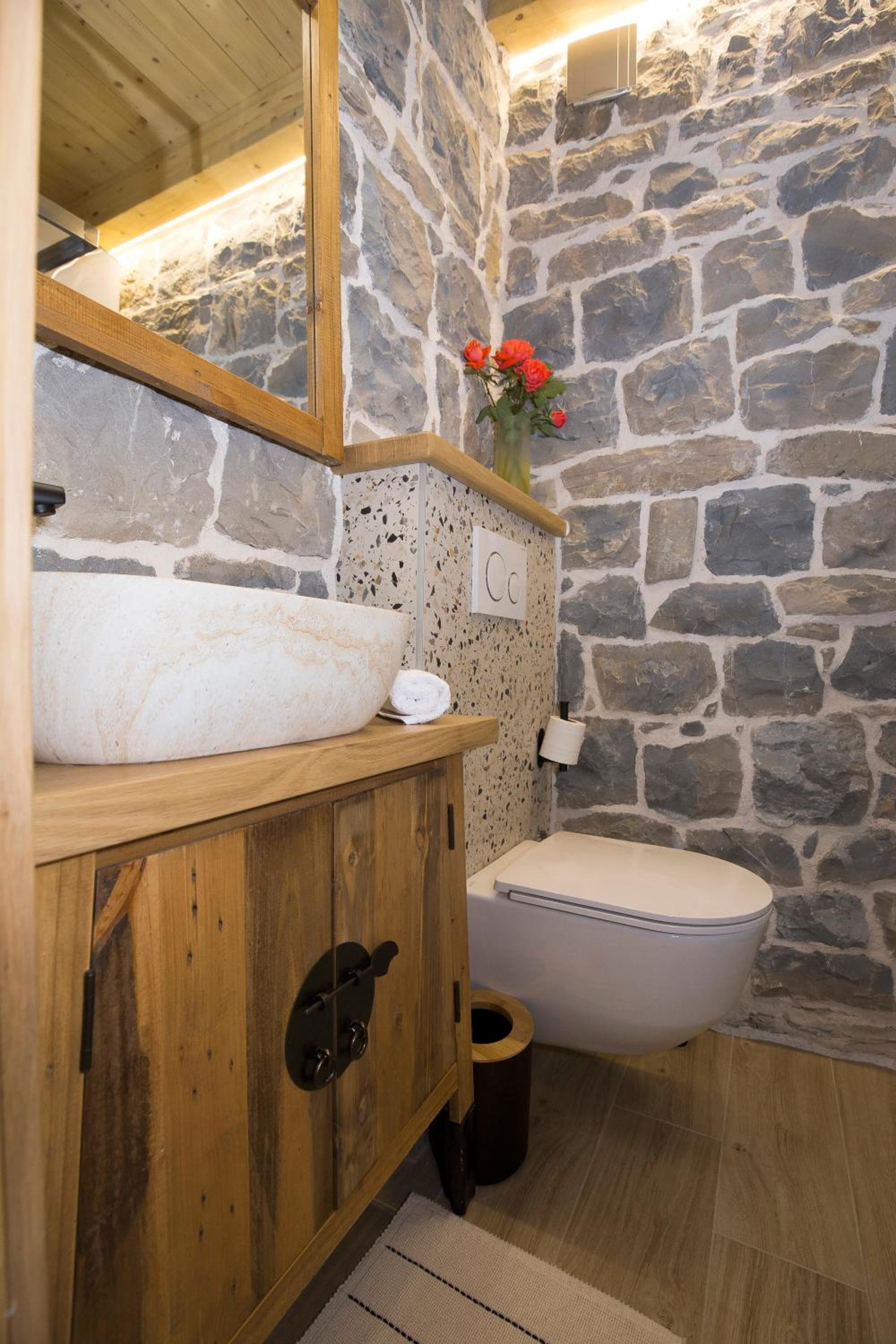Stone house Oršulica