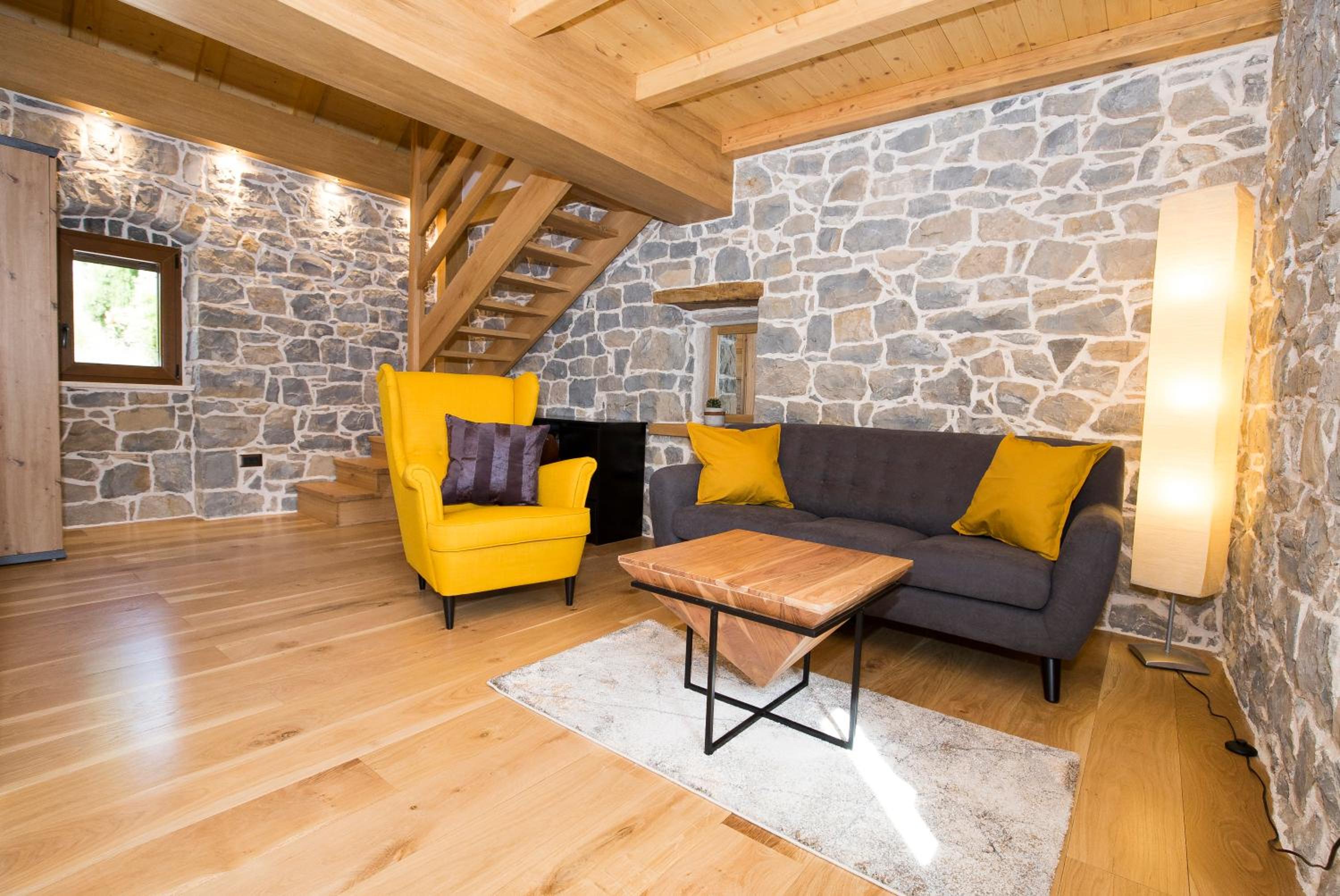 Stone house Oršulica