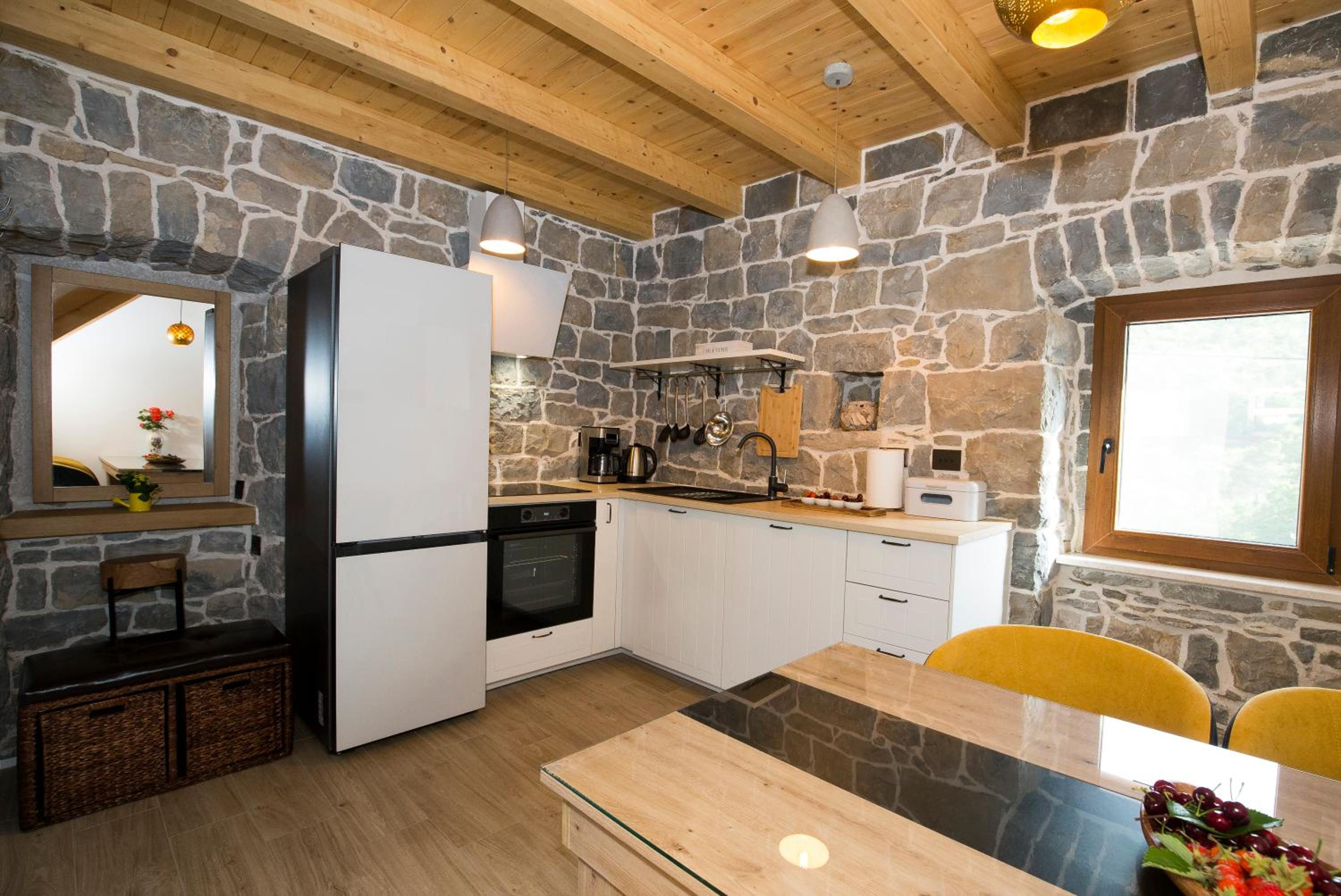 Stone house Oršulica