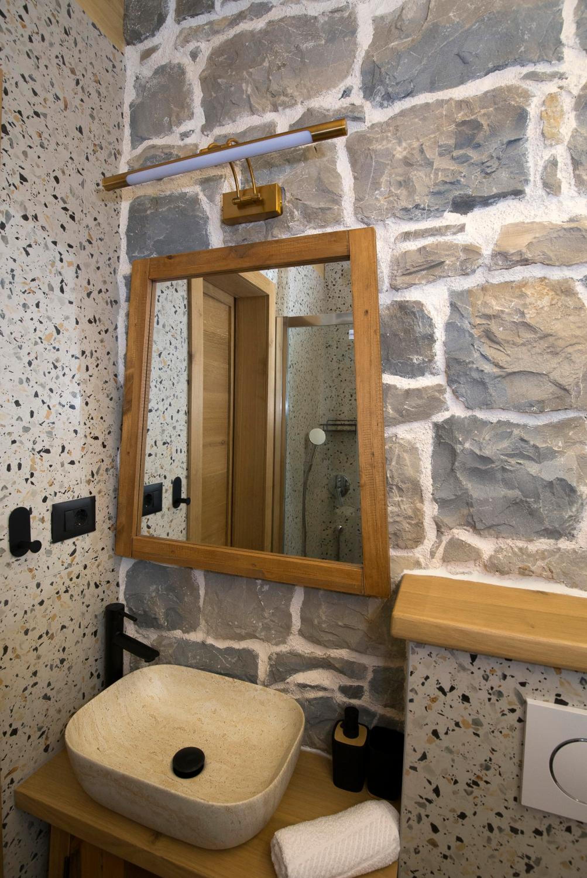 Stone house Oršulica