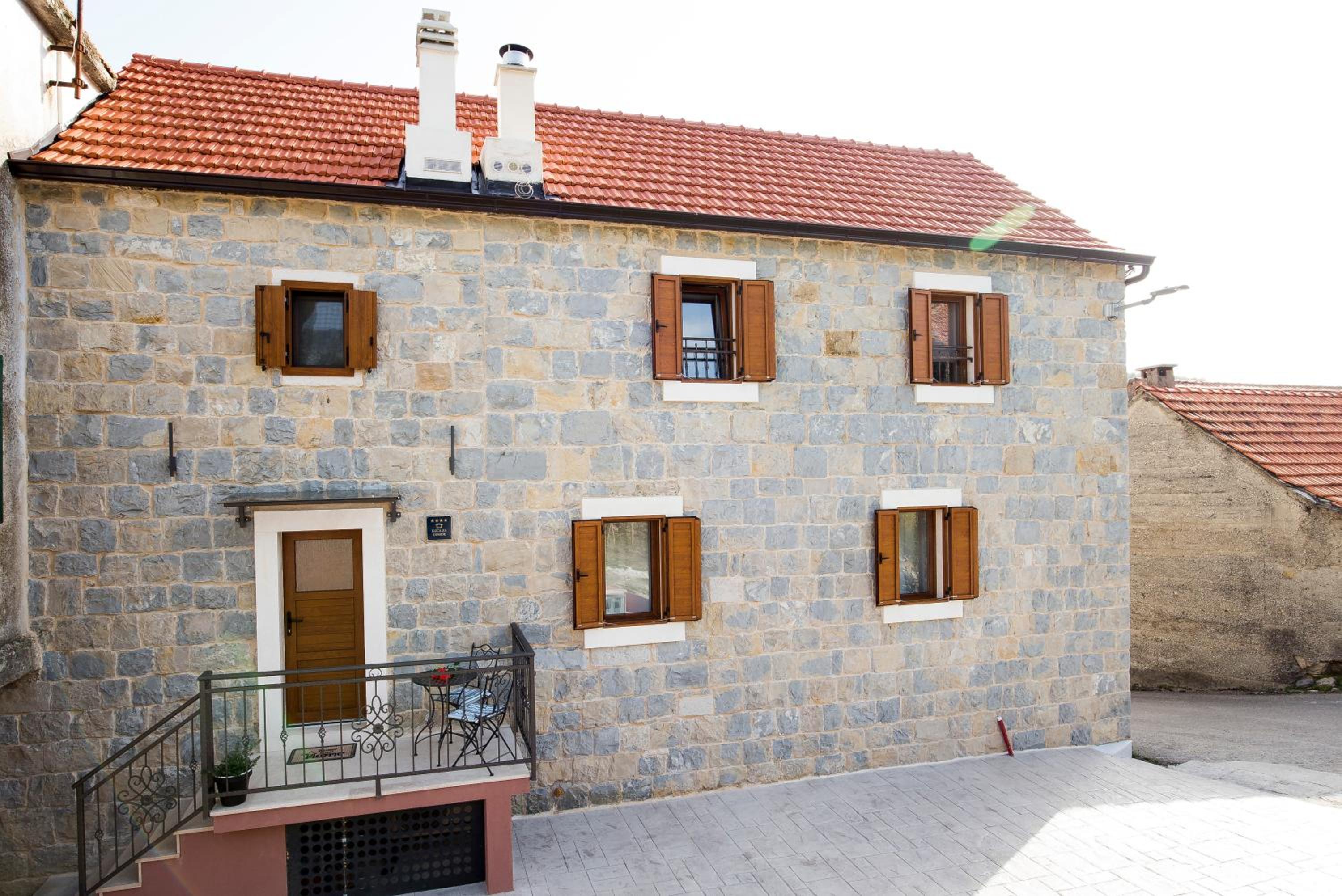Stone house Oršulica
