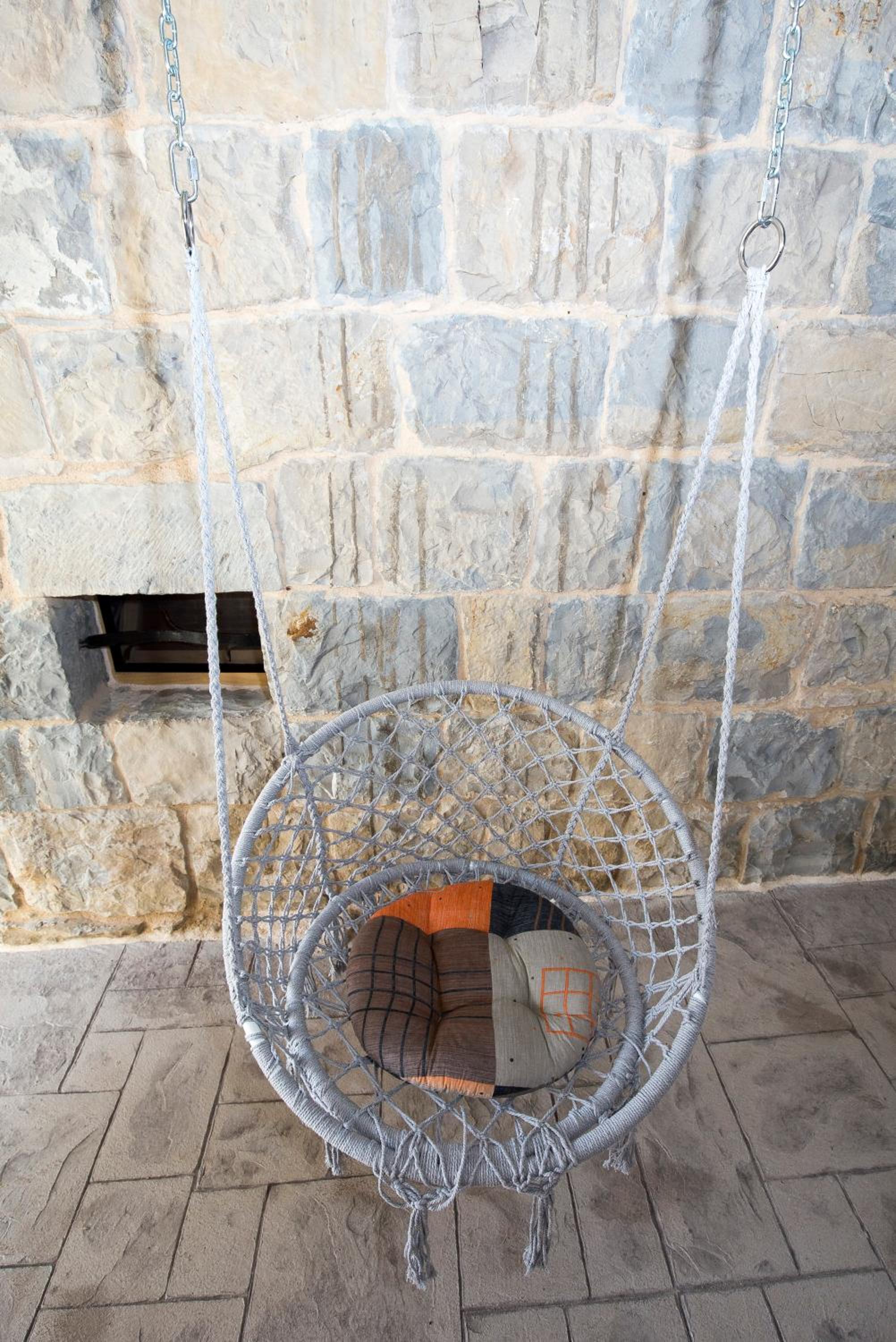 Stone house Oršulica