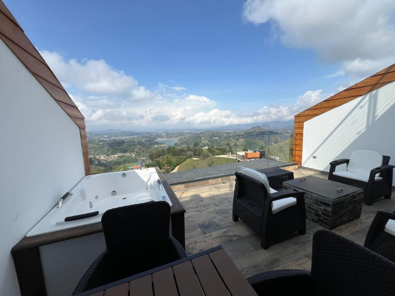 Montecielo Hosting
