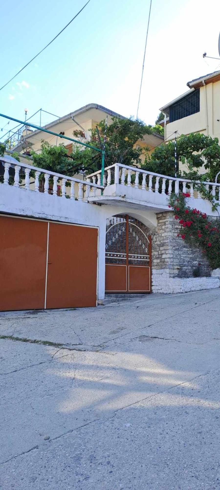 Manga guesthouse
