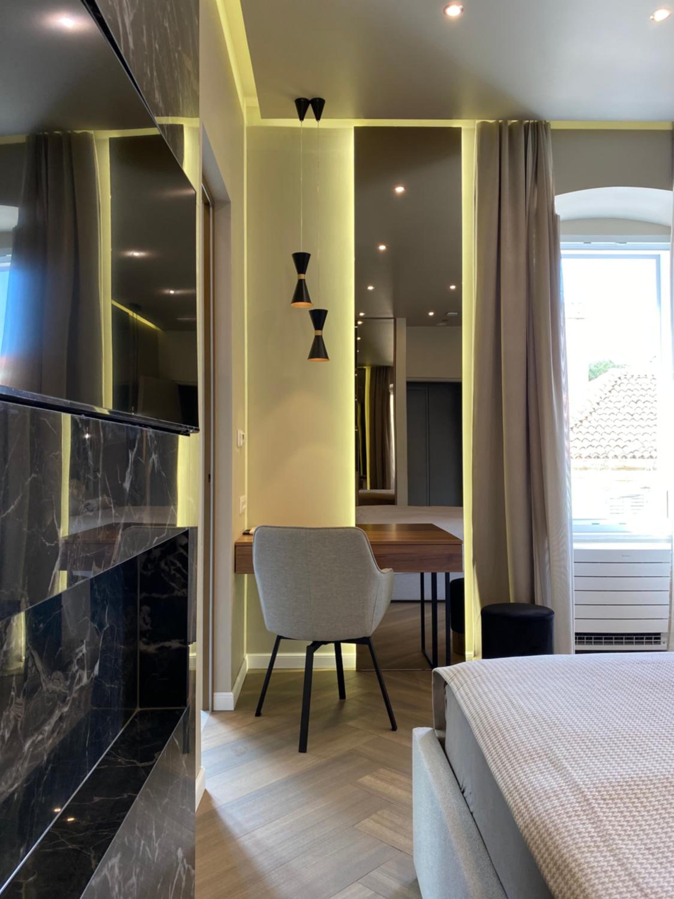 hotel room