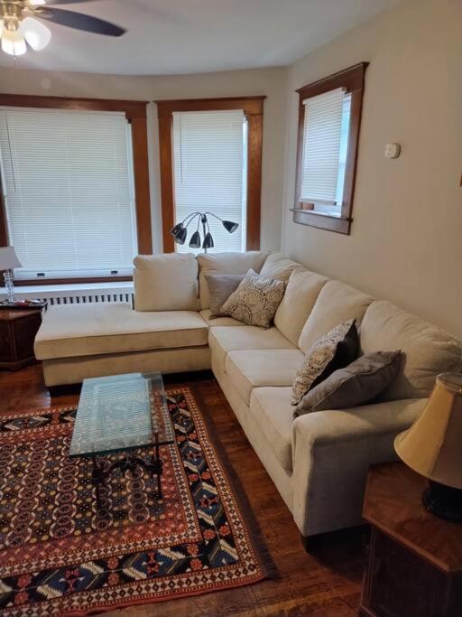 Victorian Home Sleeps 10 Fenced 4BR Full Kitchen Steps2 YCP view 5
