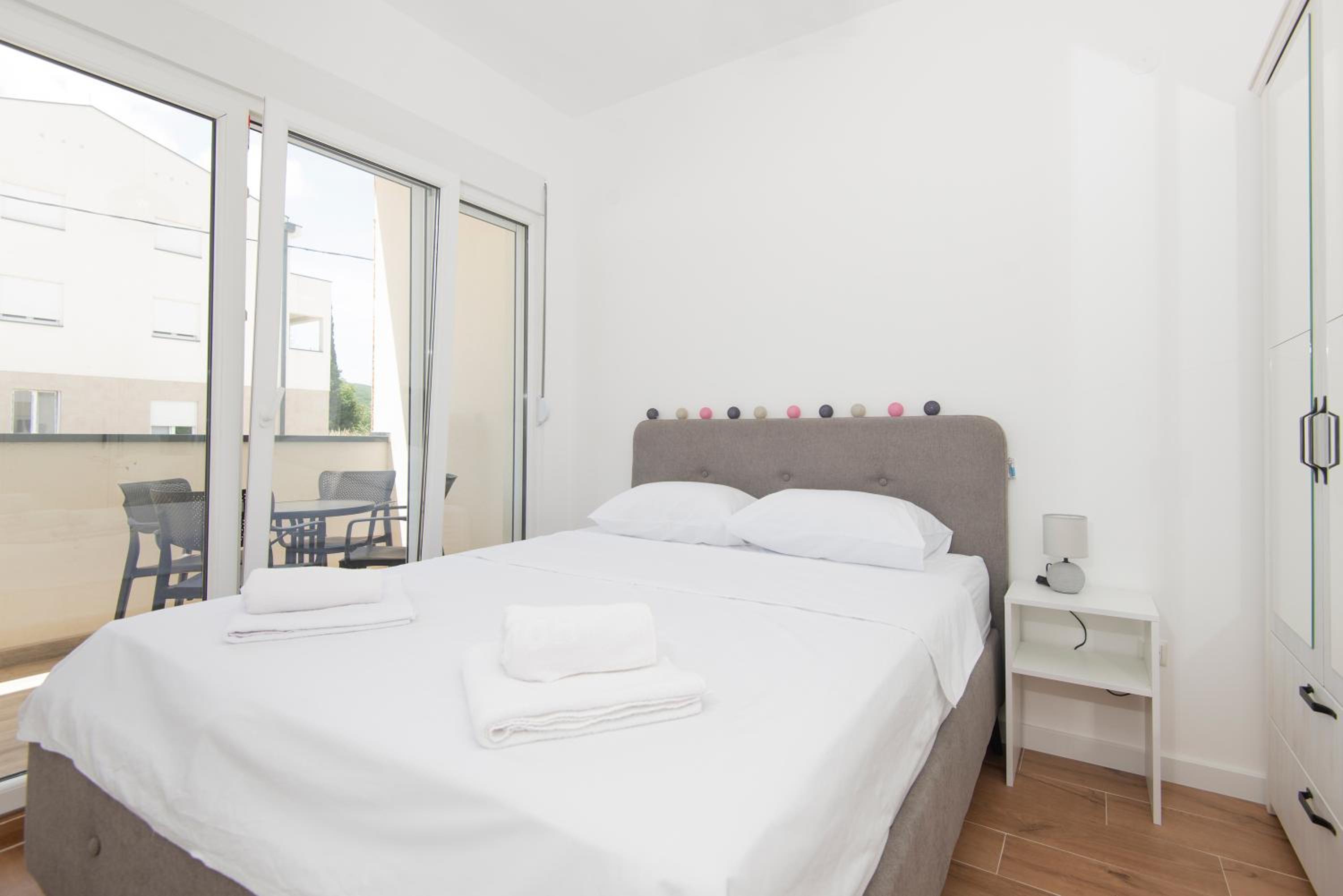 Apartments Olives & Roses view 3