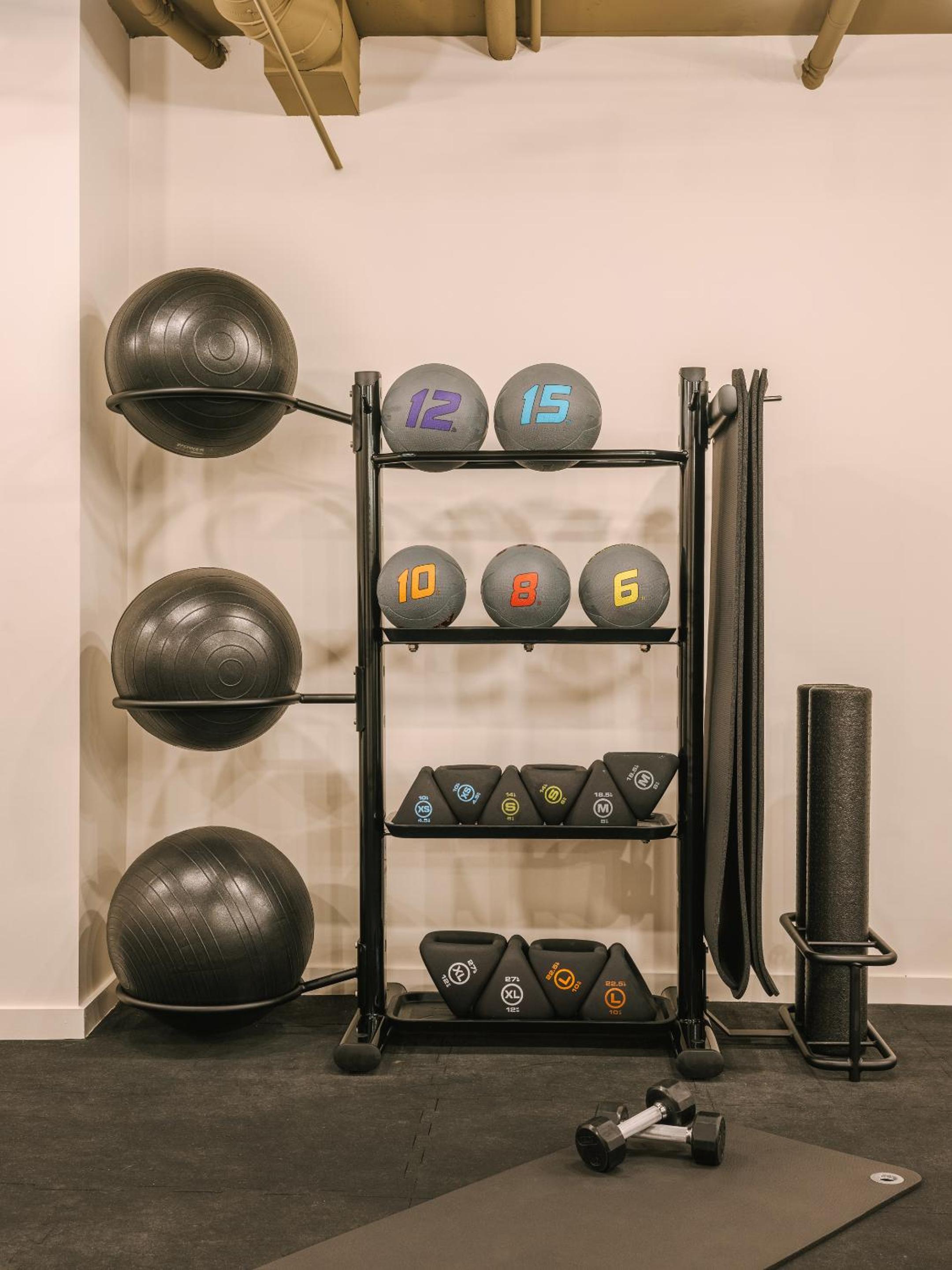 Sonder The Winfield - Image 5