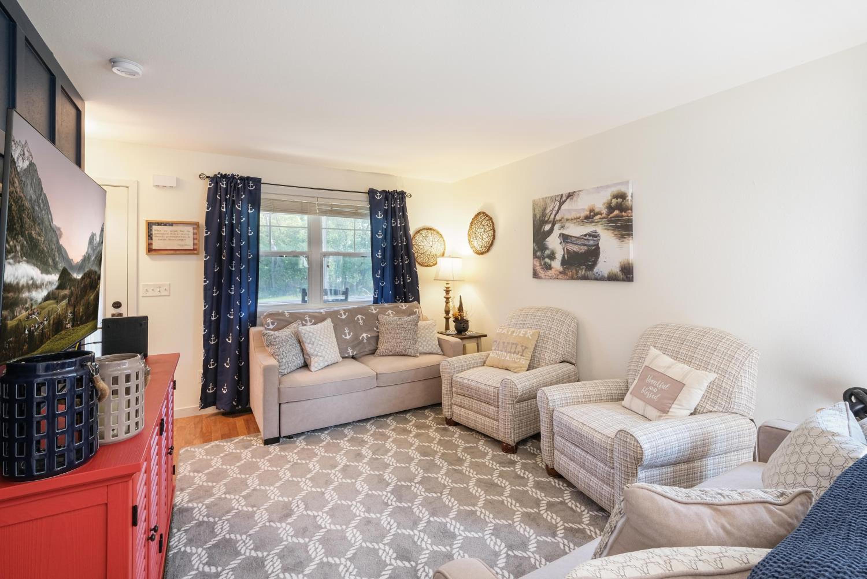 River Shores Cottage