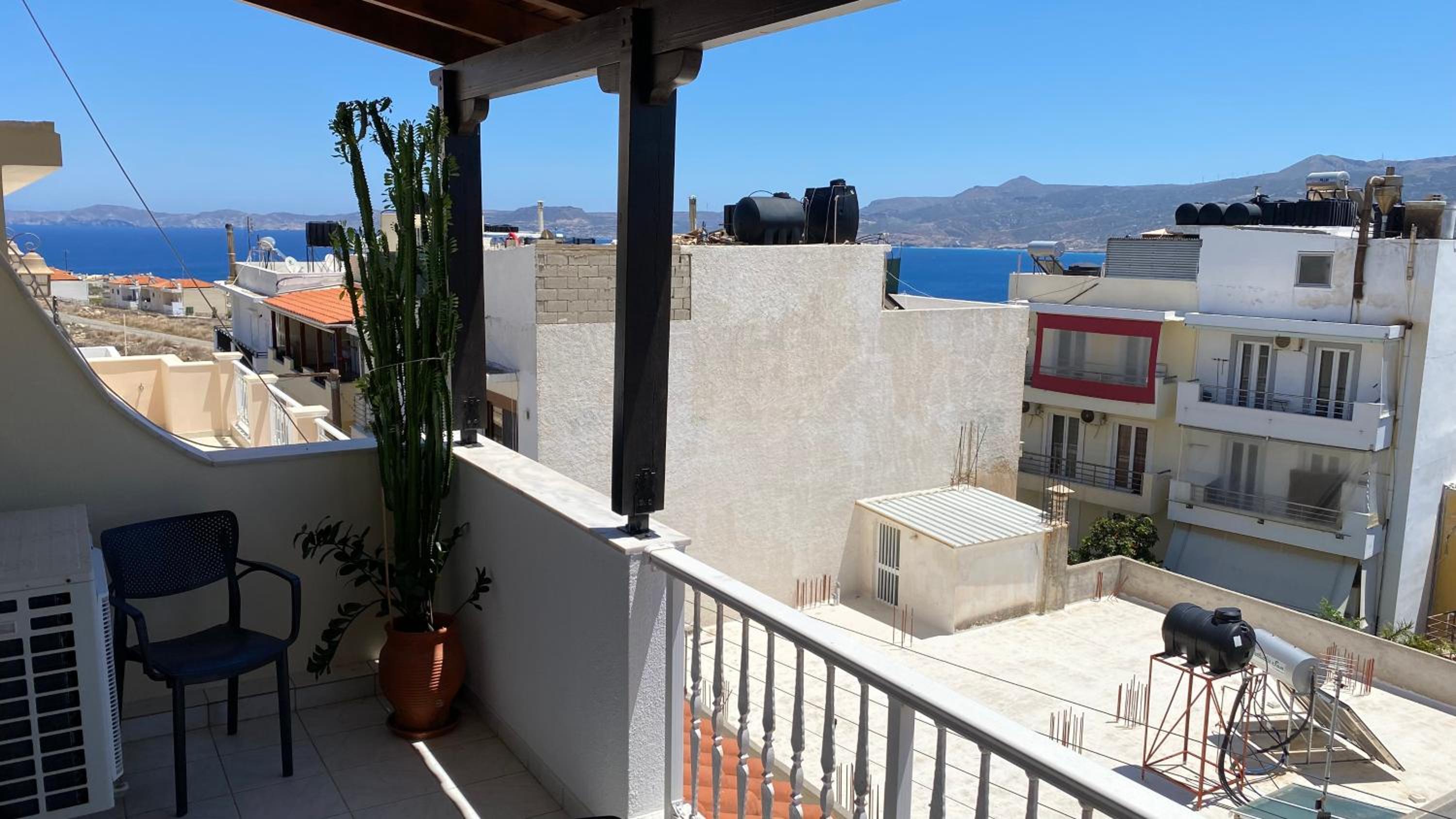 Golden Flower Luxury Apartment