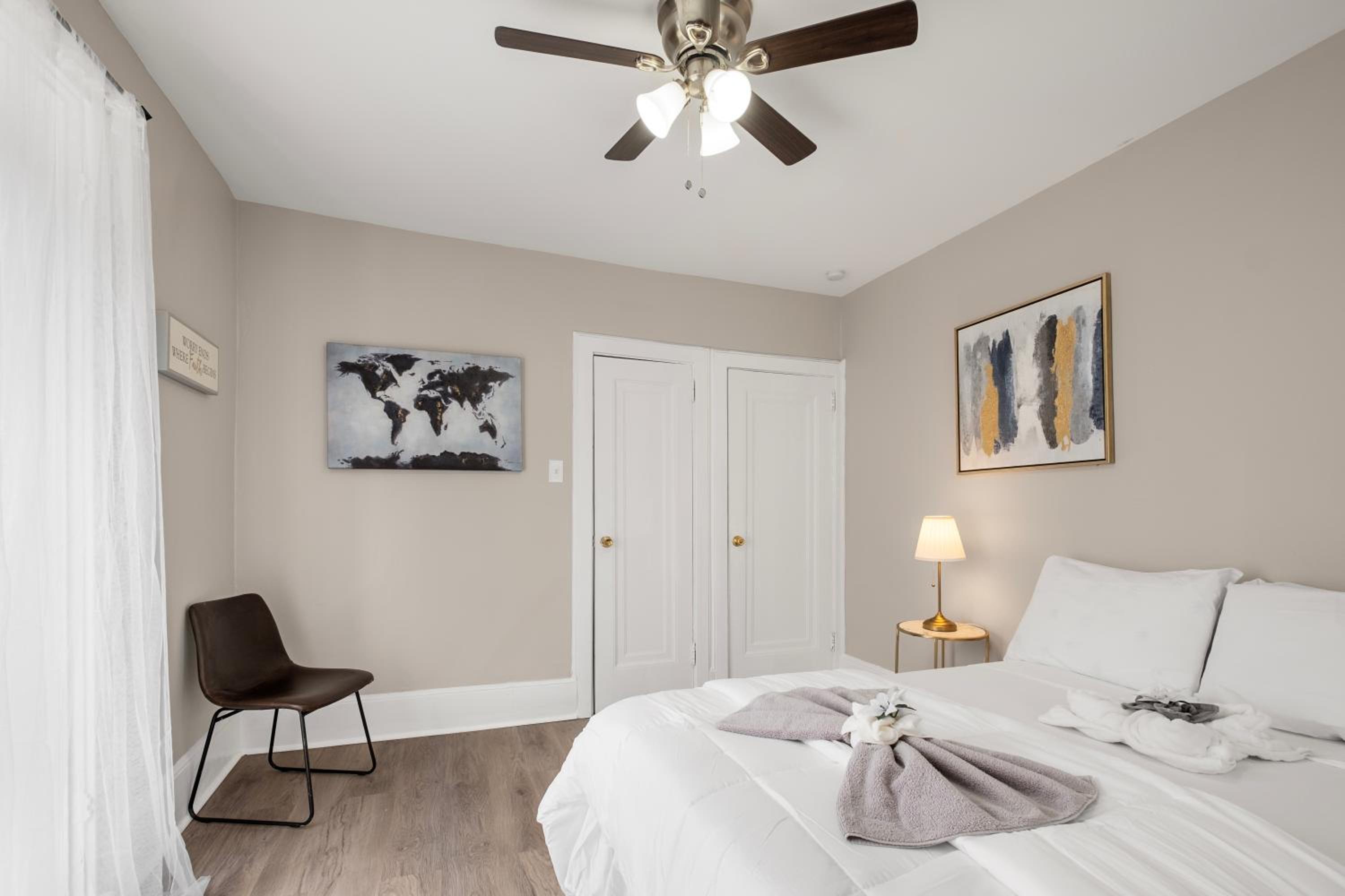 Univ City Upenndrexel 2 Bdrm Amazing Unit view 2