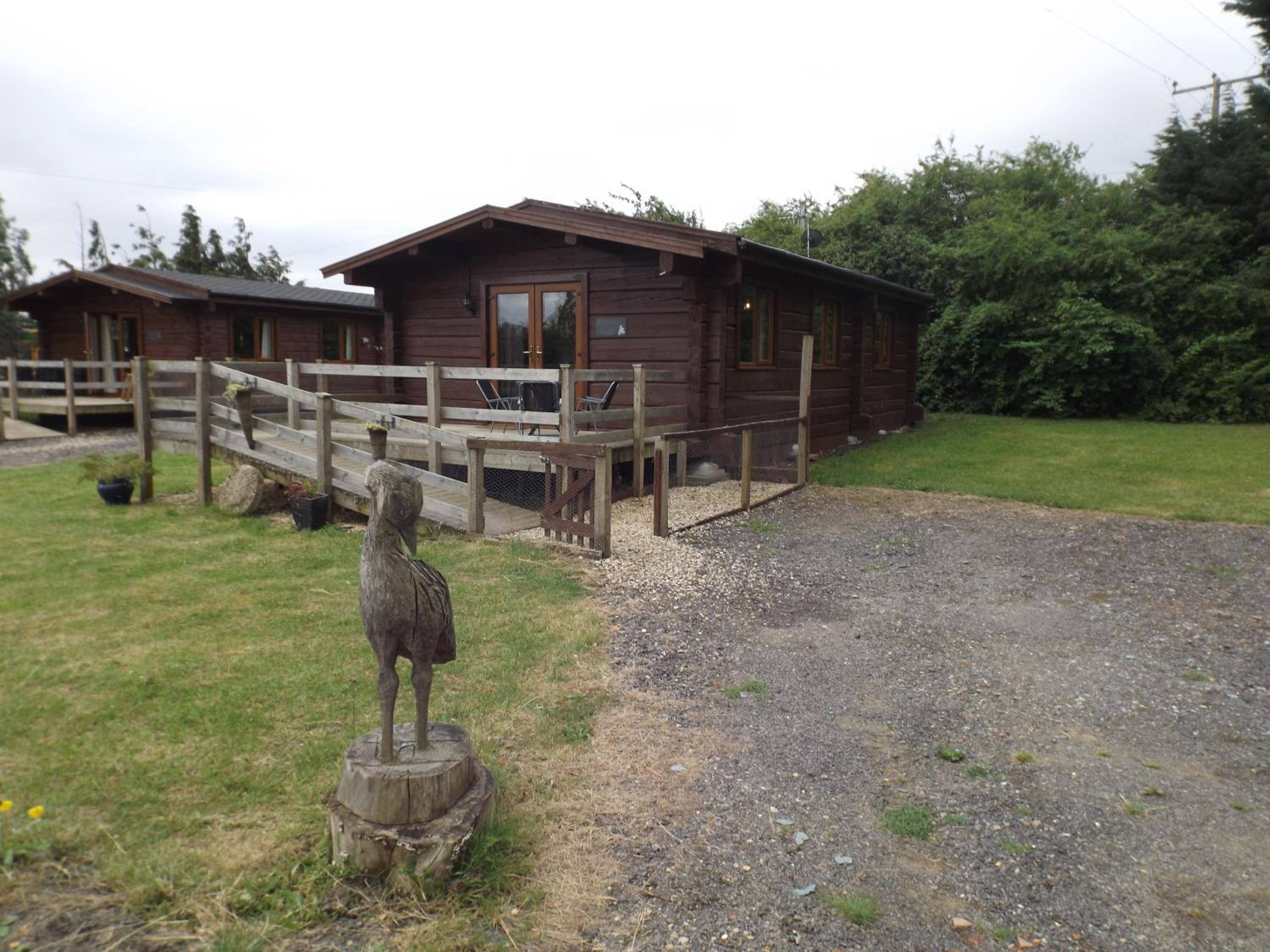 Avonvale Holiday Lodges, your home from home on the edge of THE COTSWOLDS