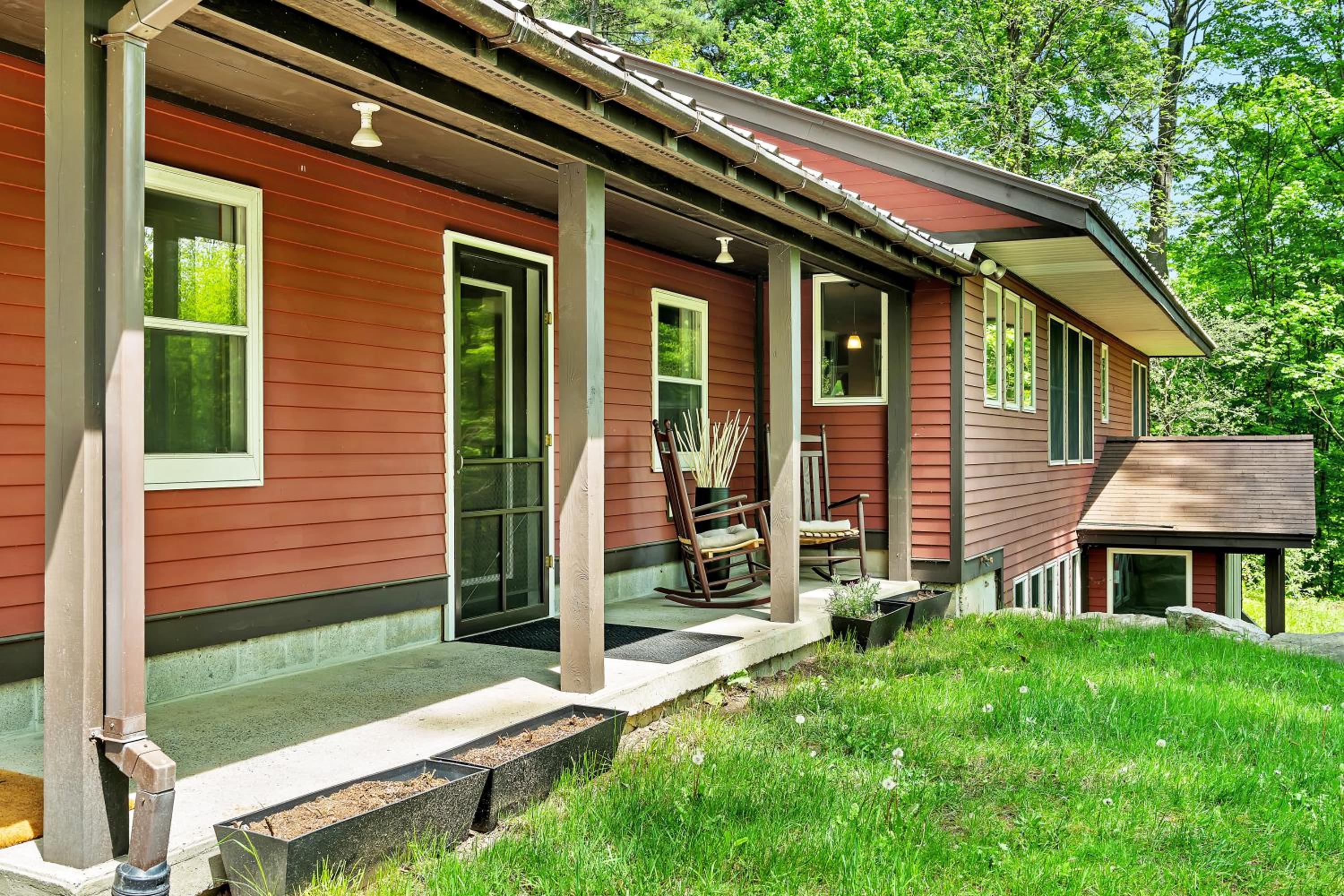 Saratoga Guest House