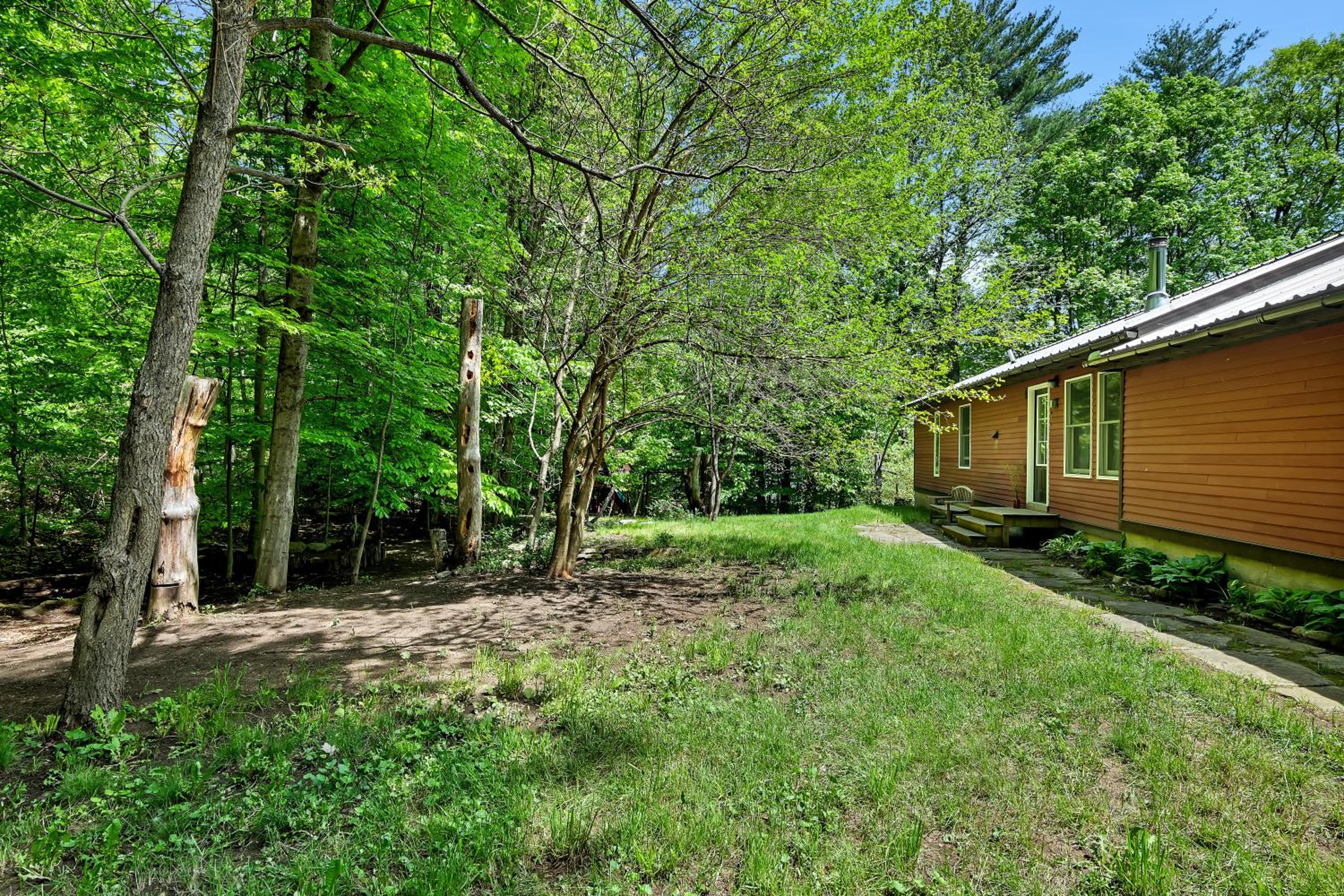 Saratoga Guest House