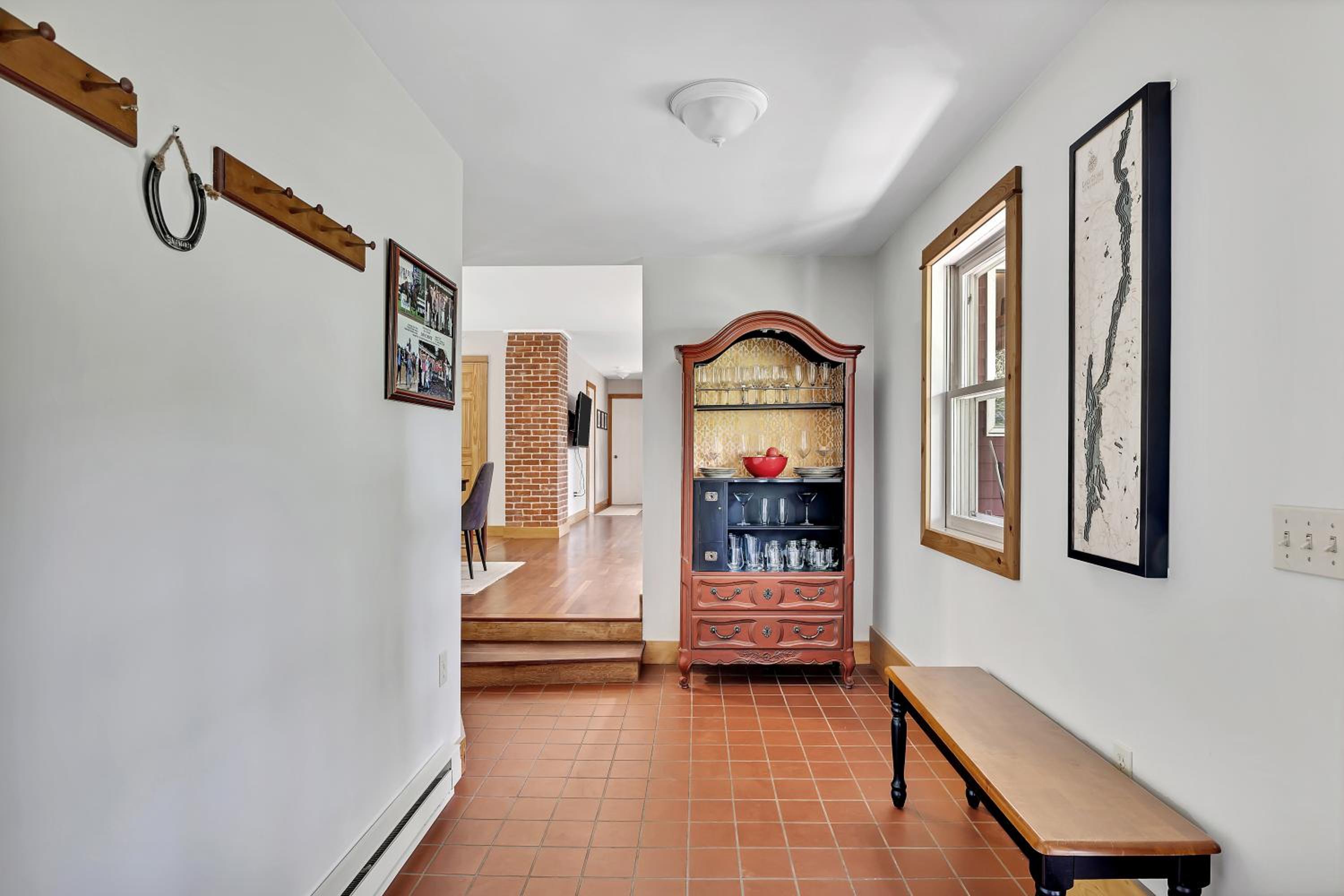 Saratoga Guest House