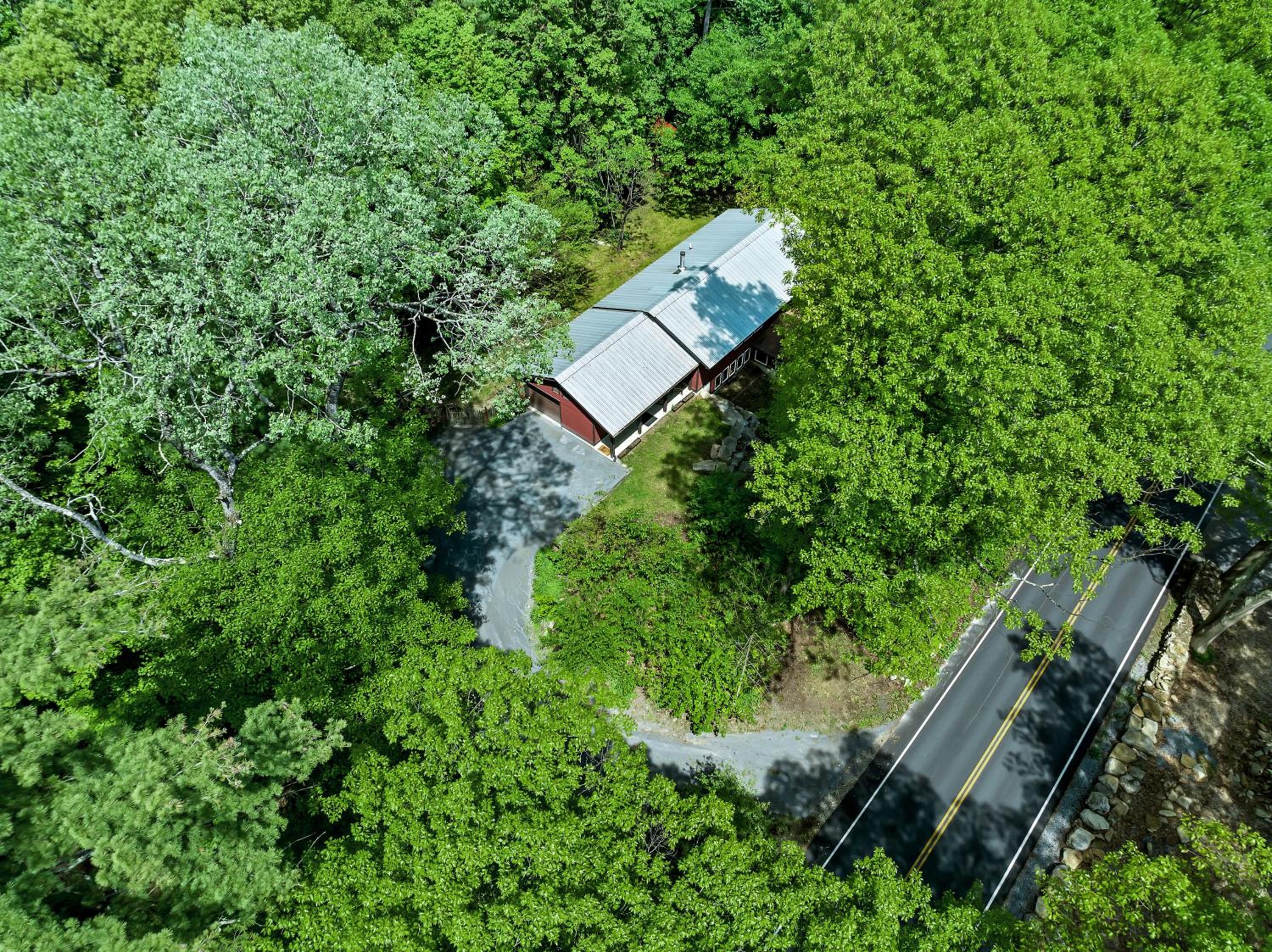 Saratoga Guest House