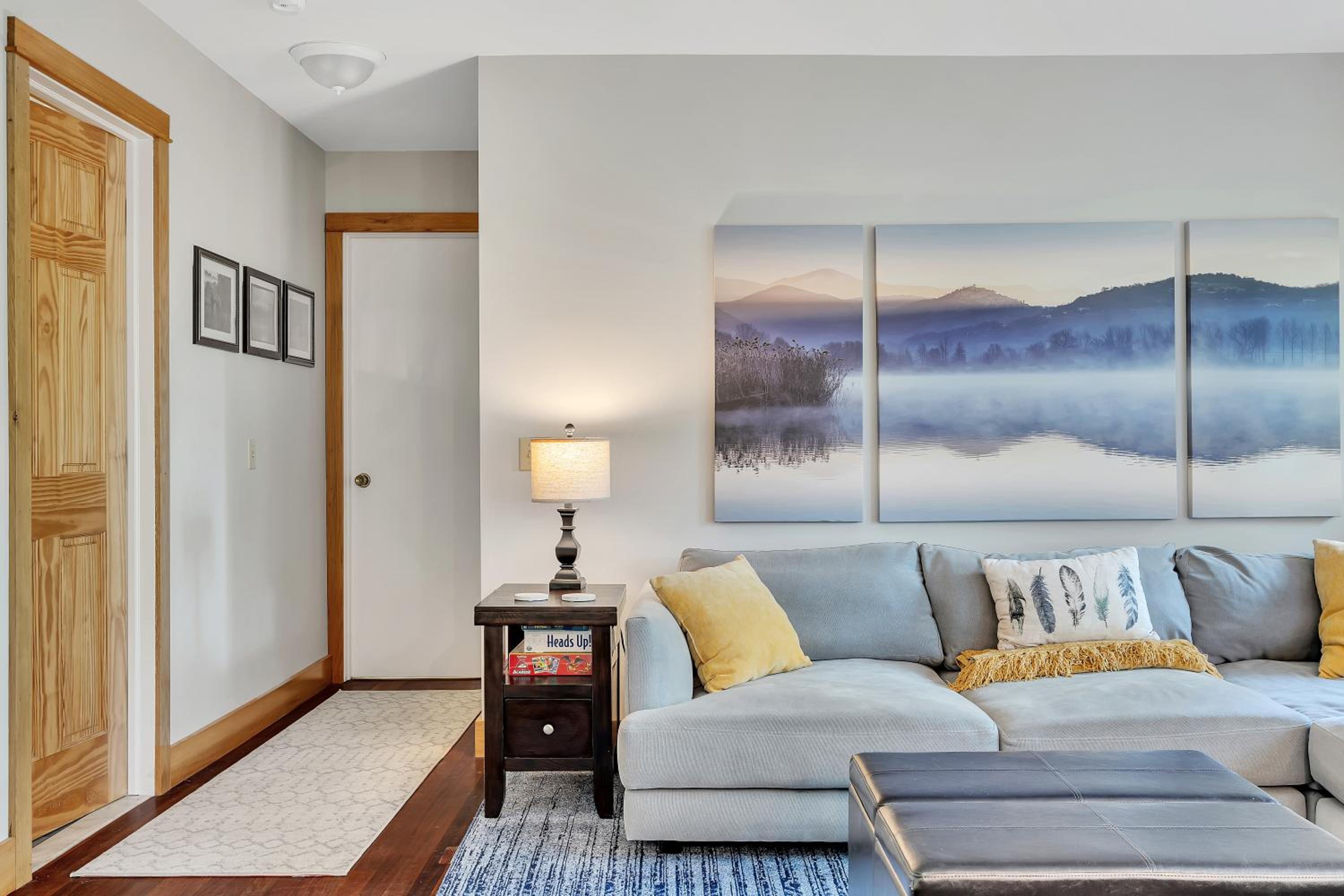 Saratoga Guest House