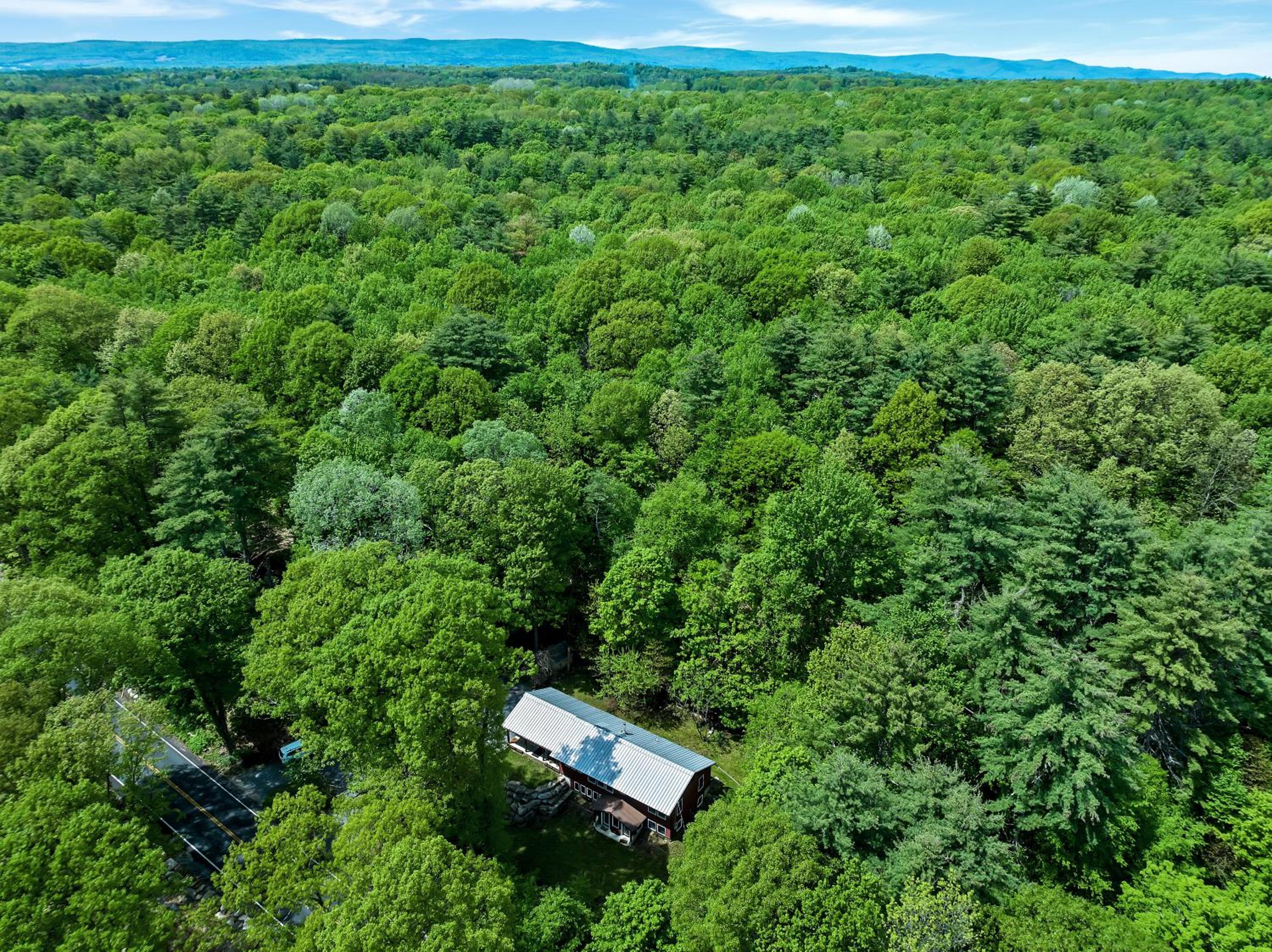 Saratoga Guest House