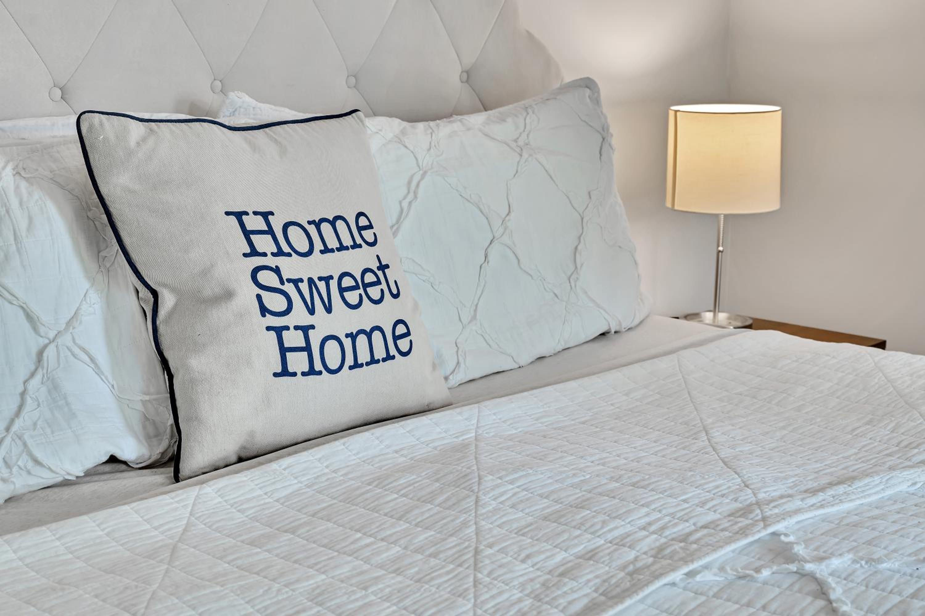 Saratoga Guest House
