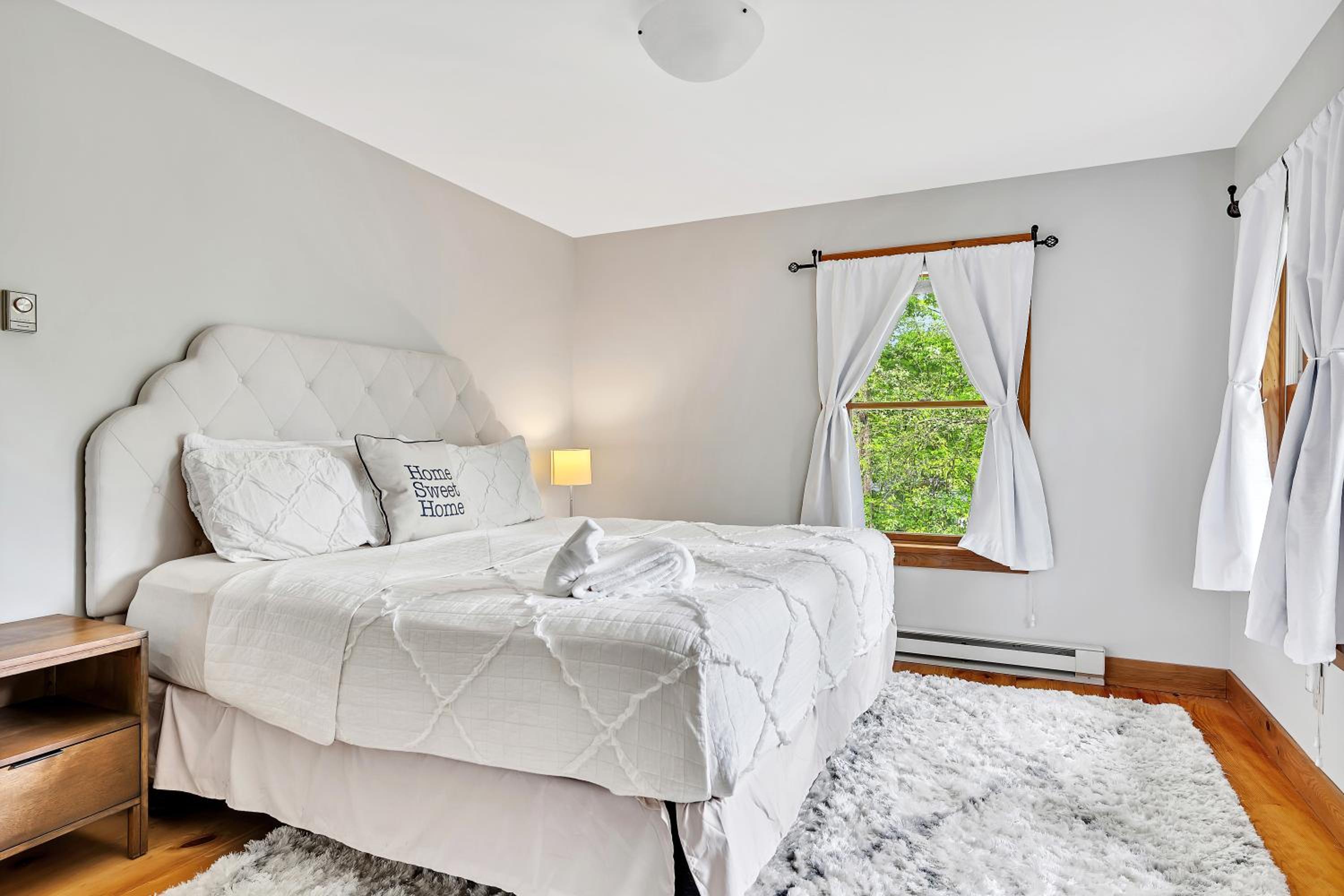 Saratoga Guest House