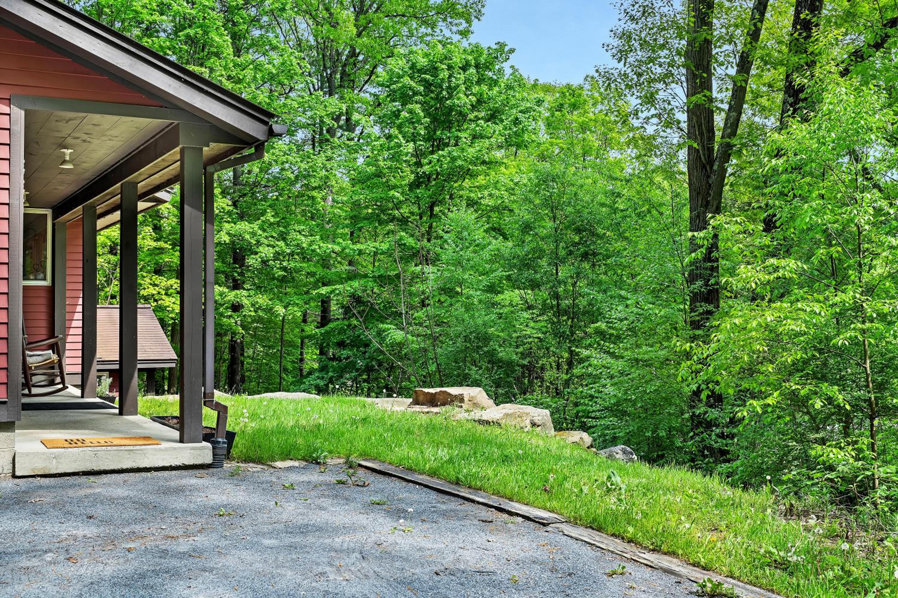 Saratoga Guest House