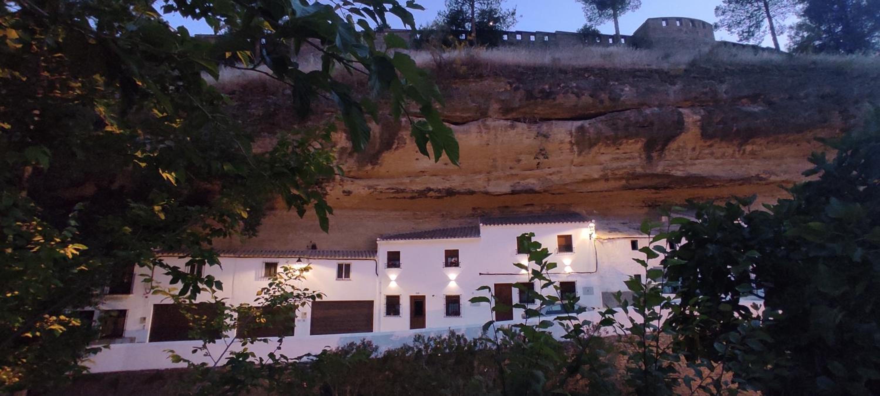 Casa Cueva Las Chicas del Puente
