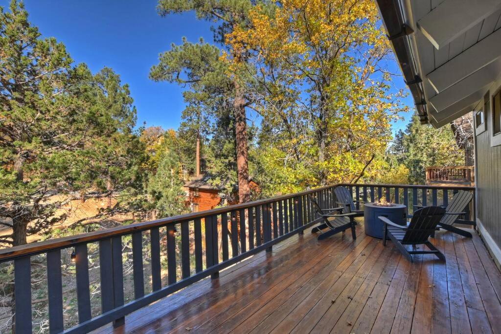 Closer to the Stars Cabin with Fire Pit view 4