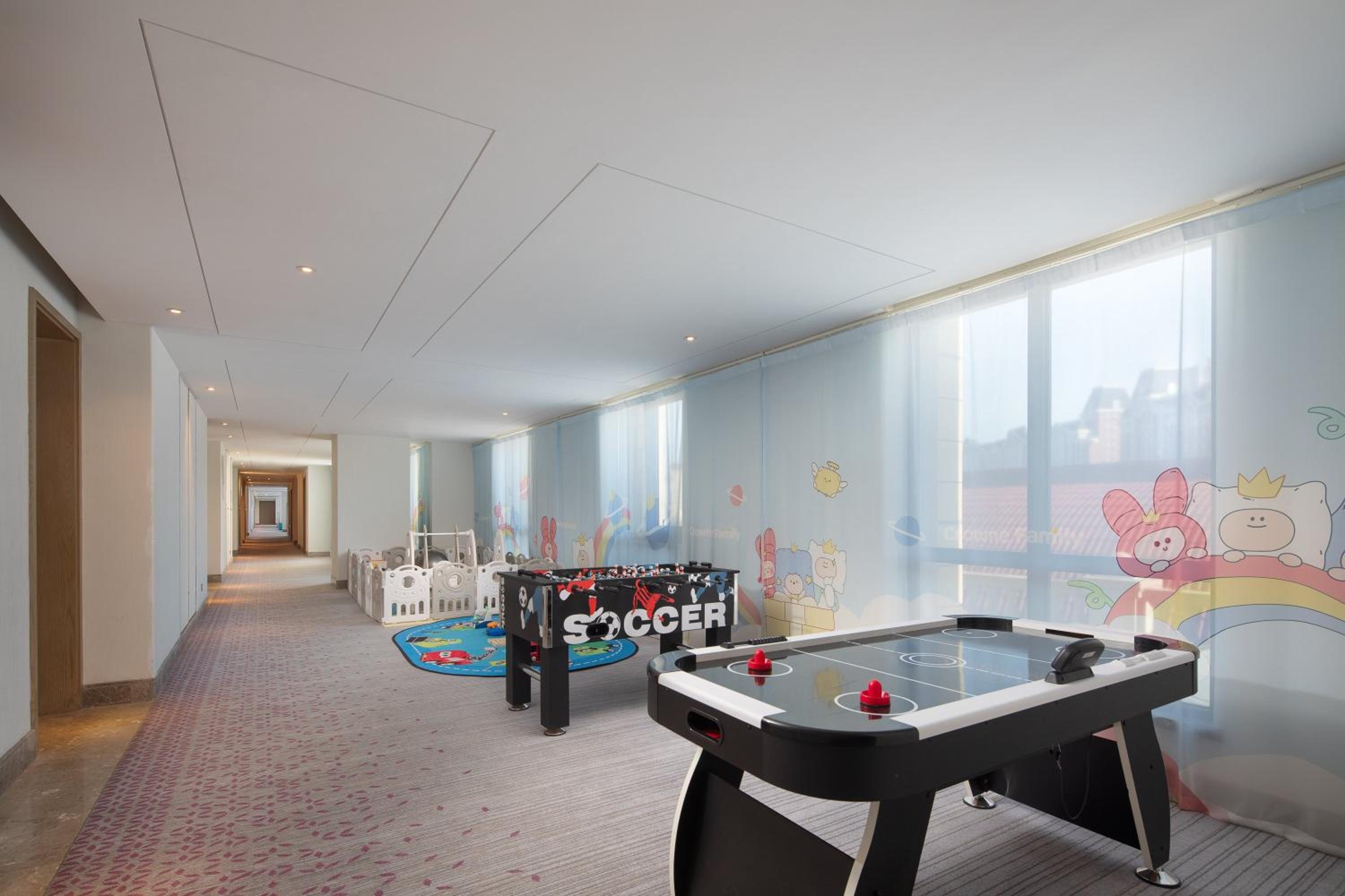 Crowne Plaza QingdaoOriental Movie Metropolis by IHG
