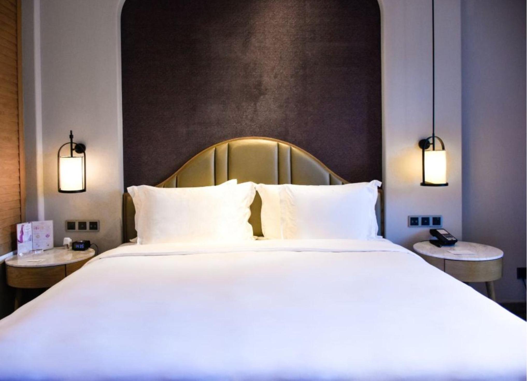 Crowne Plaza QingdaoOriental Movie Metropolis by IHG