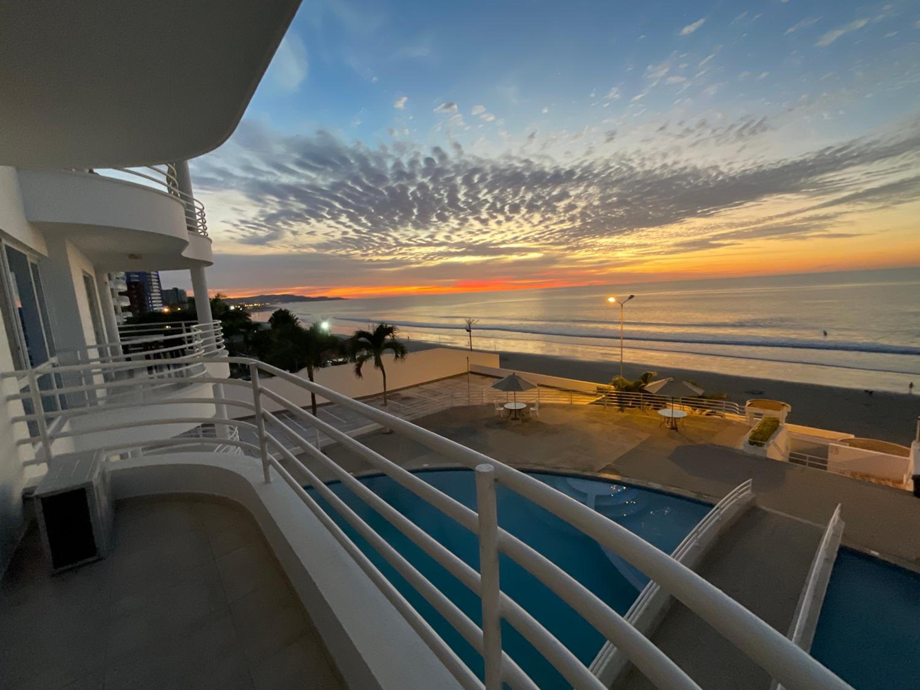 Beach front Condo Tonsupa near Atacames Ecuador