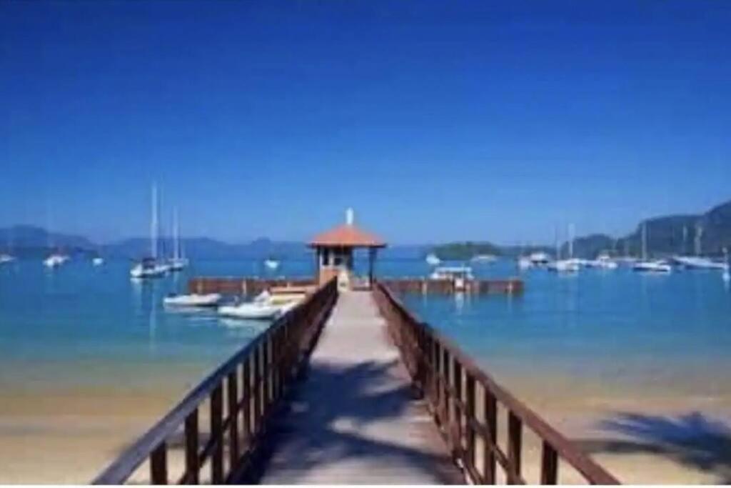 Flat Angra dos Reis, pé na areia!
