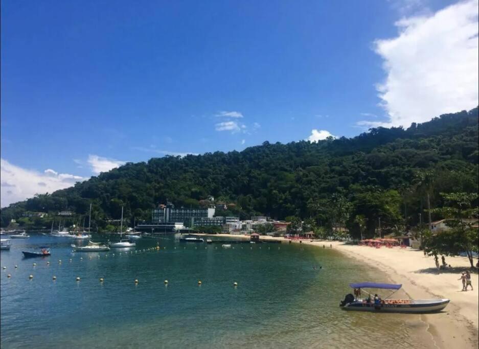 Flat Angra dos Reis, pé na areia!