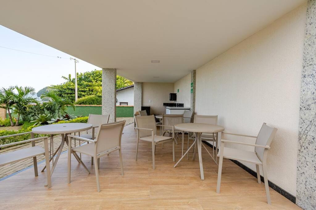 Flat Angra dos Reis, pé na areia!