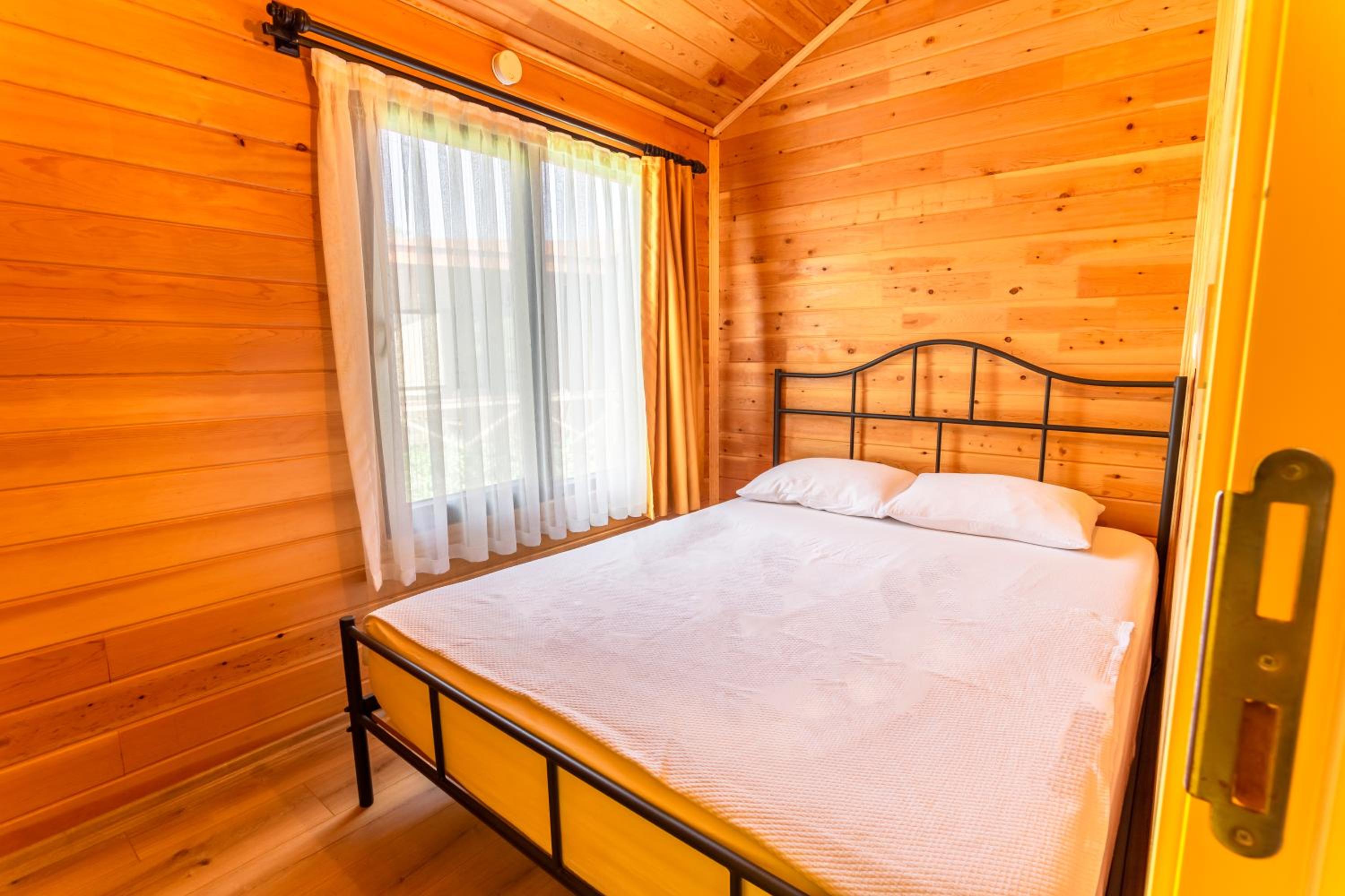 Izgen Bungalows